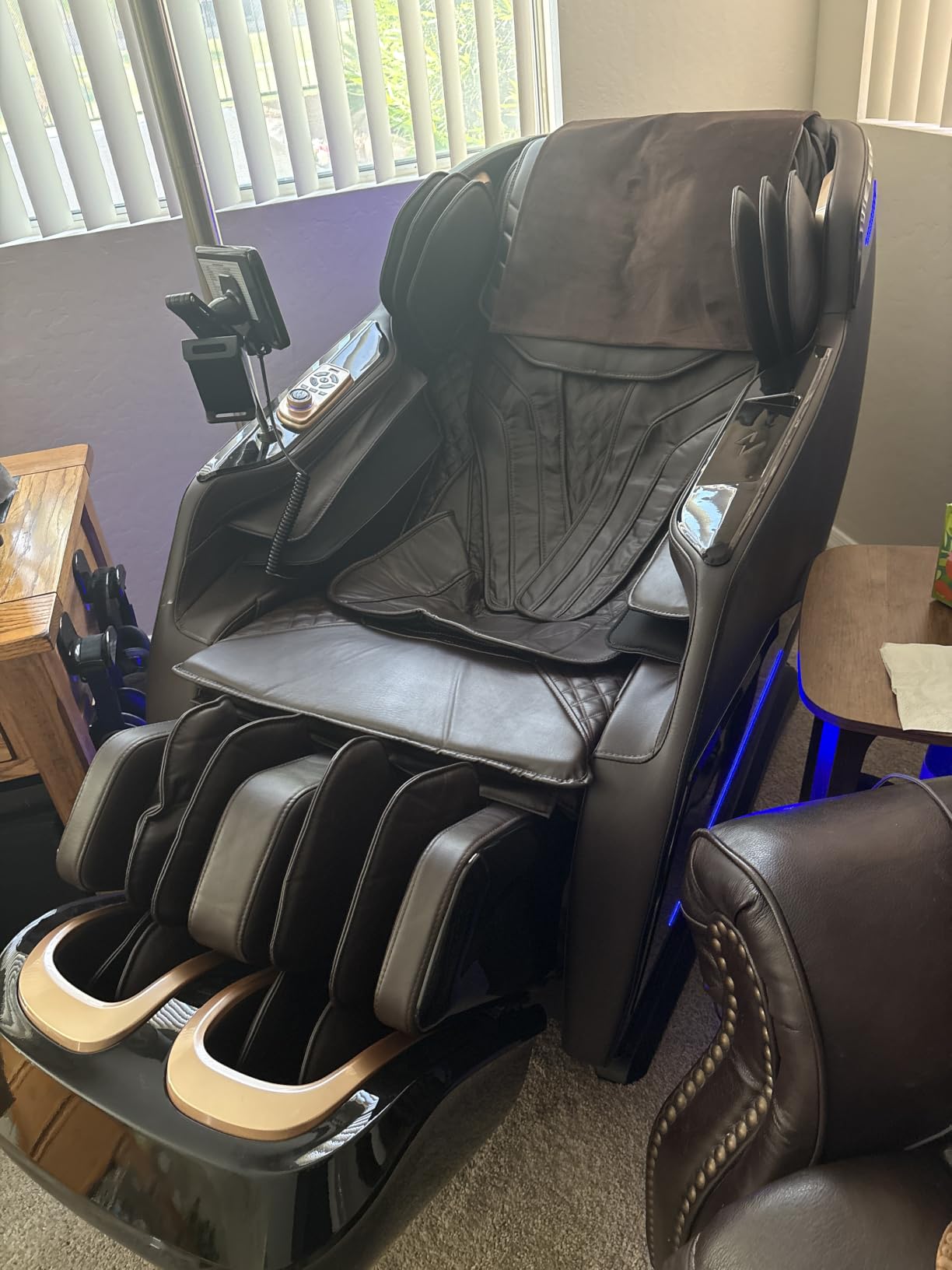 4D Massage Chairs Full Body, Zero Gravity SL-Track Shiatsu Massage Chair Recliner, Core Heating, 20 Massage Techniques, Deep Yoga Stretch, Foot Rollers, AI Voice, Touch Screen, Wireless Charging customer photo 2