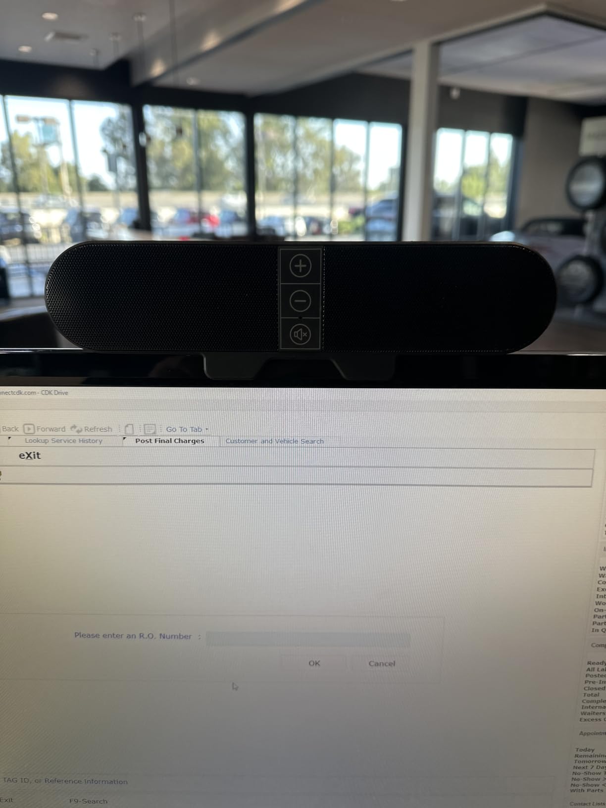 Computer Speakers for Desktop PC Monitor, USB Plug-in, Wired, Computer Soundbar for PC, Laptop Speakers with Adaptive-Channel-Switching, Deep Bass, USB C Adapter, Easy to Clip on Monitor customer photo 1