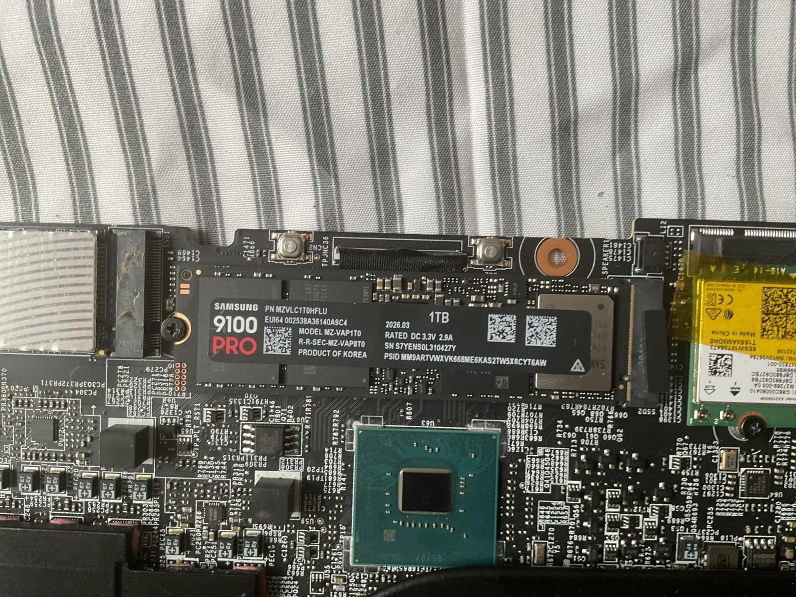 Samsung SSD 9100 PRO 1TB, PCIe 5.0x4 M.2 2280, Up to 14,700MB/s NVMe Internal Solid State Hard Drive customer photo 1