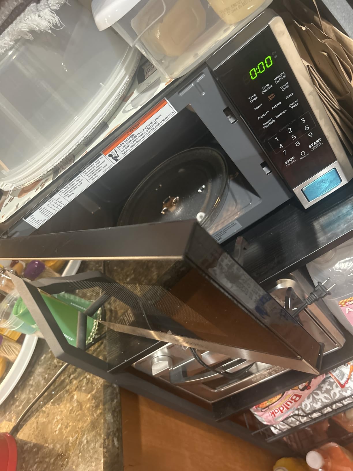 BLACK+DECKER Over the Range Microwave Oven, 1.7 Cu.Ft, 1000W customer photo 2