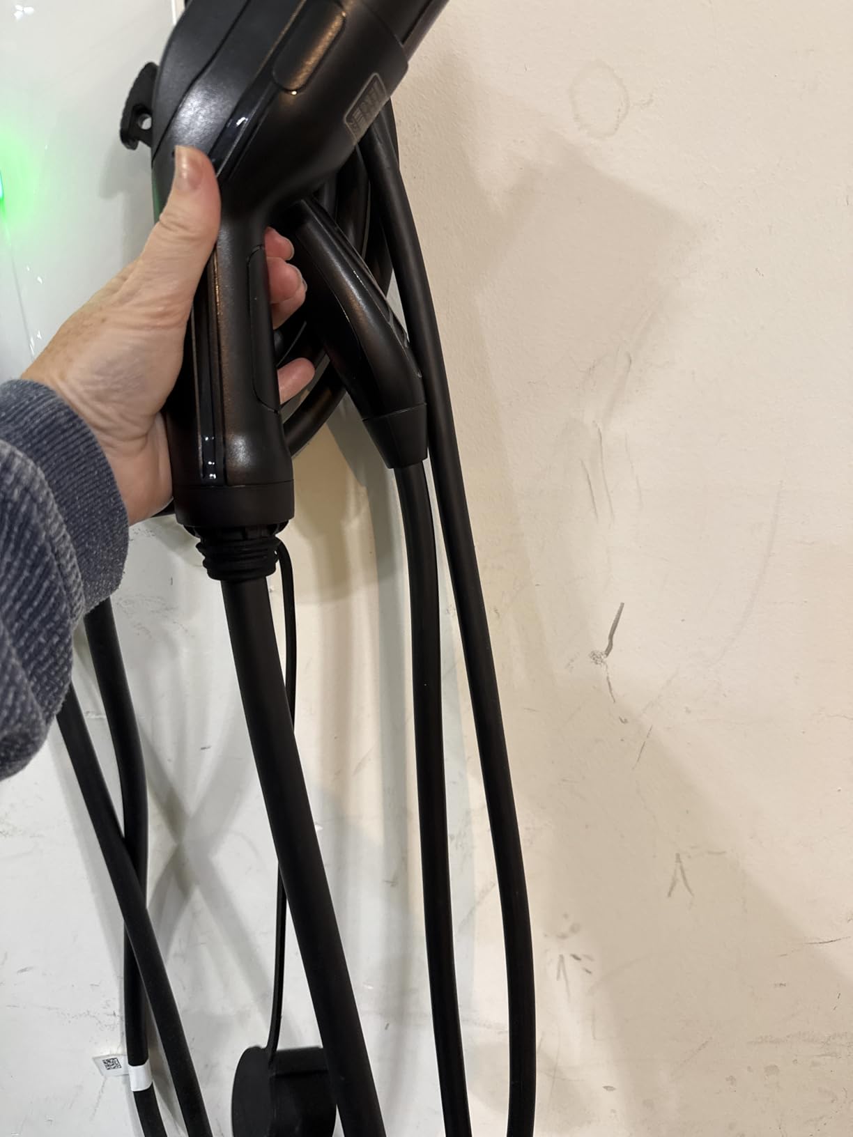 ELEGRP Level 2 EV Charger 40Amp, J1772 Portable Electric Car Charger, 240V NEMA 14-50 Plug, ETL Certified with 25FT Extension Cable customer photo 1