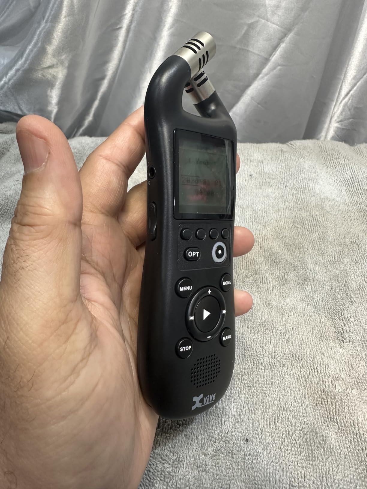 Xvive XV1-R Portable Stereo Recorder and Audio Interface customer photo 2