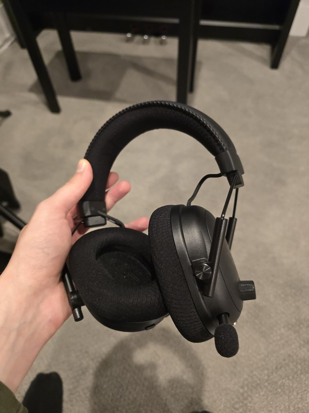 Razer BlackShark V3 Pro Wireless ANC Gaming Headset for PC, Black | Full Band Mic, 50mm Drivers, 2.4 GHz, Bluetooth, USB, 3.5mm, Works with Mac, PS5, Nintendo Switch, Smartphone, 70 Hr Battery customer photo 1