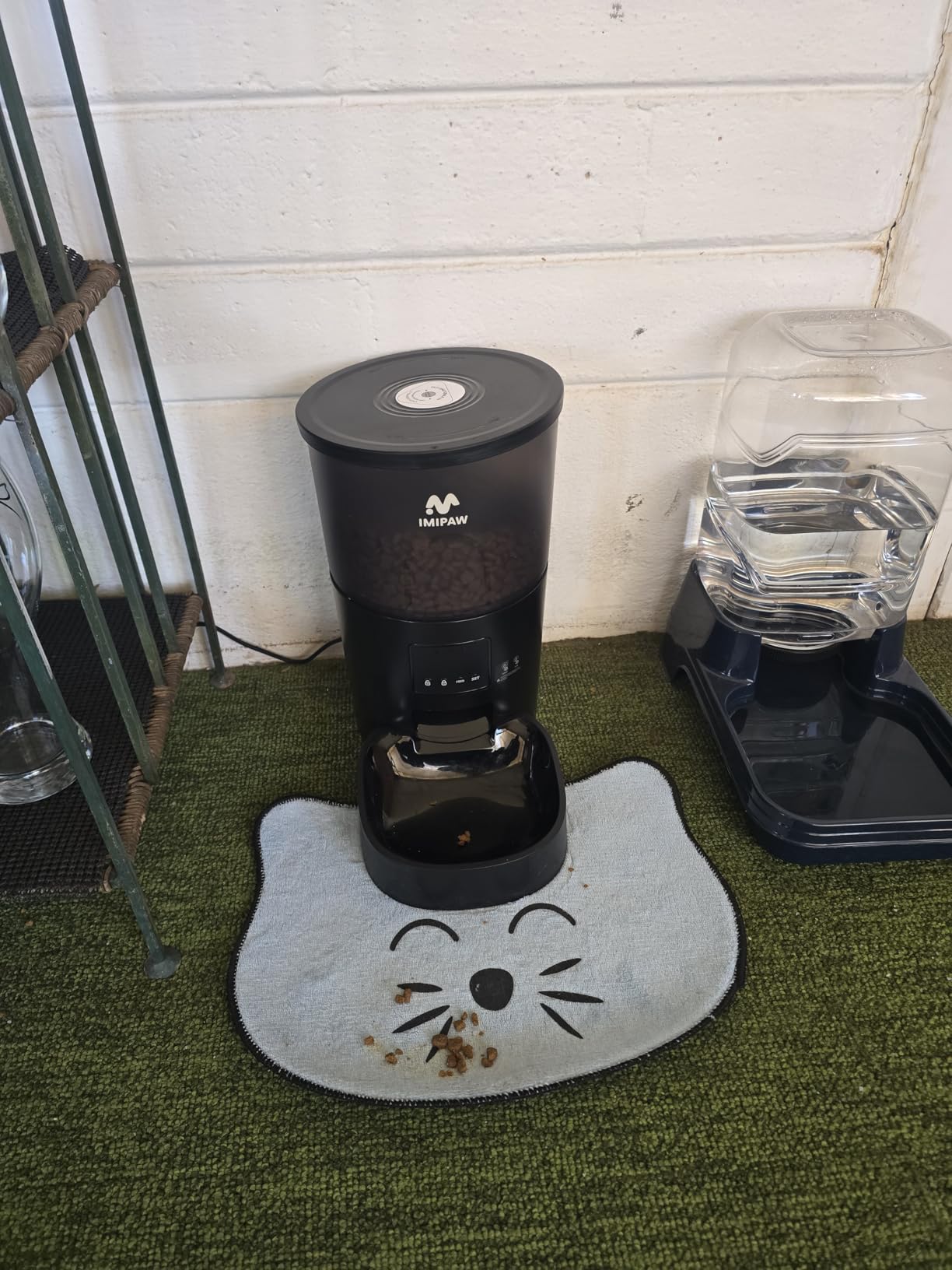 IMIPAW Automatic Cat Feeder with Camera - AI Pet Recognition & Recording, Night Vision, 5G WiFi APP Remote Control, Two-Way Audio & Desiccant Bag, Timed Programmable Food Dispenser for Small Pets customer photo 2