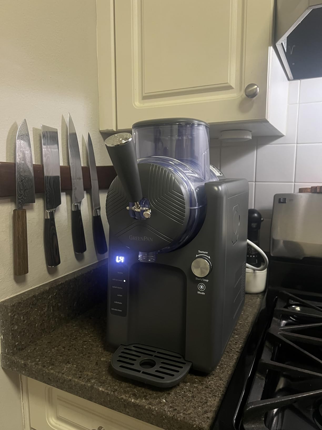 GreenPan Frost Ice Cream Maker & Slushie Machine, Soft Serve, Sorbet, Margaritas, Milkshakes, Frozen Yogurt, No Pre-Freezing, Ready in 15 Mins, 6 Modes, 7 Textures, Self-Cleaning, Family Size, Blue customer photo 2