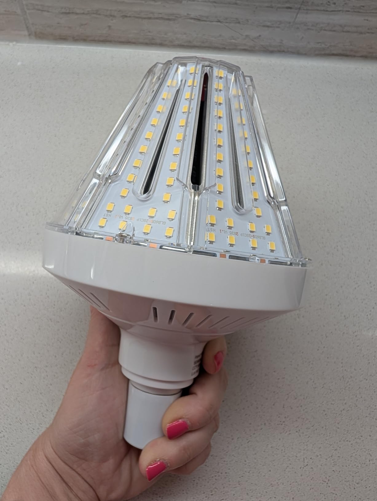 80W LED Corn Light Bulb 2-Pack, 5000K Daylight White Lamp, 12000 Lumen LED Corn Bulbs, 600W Equivalent, E26/E39 Medium Mogul Base, Large Area Lights For Outdoor Indoor Garage Warehouse Factory Workshop customer photo 2