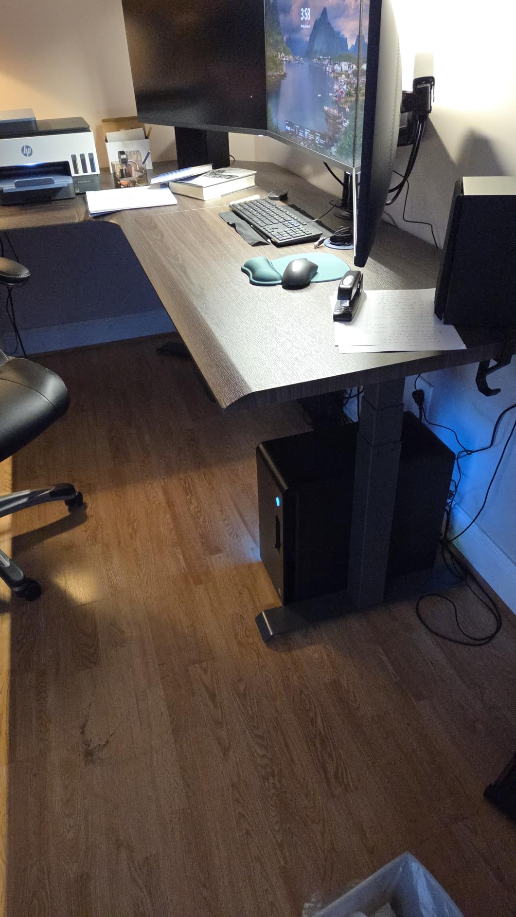 Vari ComfortEdge 80x60 L-Shape Electric Standing Desk - Height Adjustable Sit-Stand VariDesk for Corner Office with Reversible Left/Right Design + Espresso Top/Slate Legs (Ships in 3 Boxes) customer photo 1