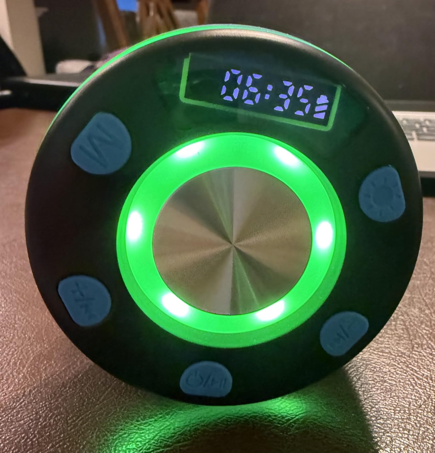 Bluetooth Shower Speaker, IP7 Waterproof Portable Speakers Bluetooth 5.4 with HD Sound, RGB Light, LED Display, Hands-Free Call, Suction Cup for Bathroom customer photo 1