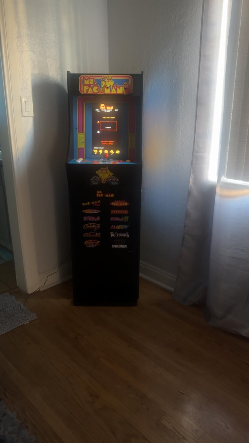 Arcade1Up Ms. Pac-Man Classic SE Arcade Machine, 13 Classic Games | 4 Feet Tall with 15.6-Inch IPS Color Monitor, Dual Speakers and Wi-Fi Leaderboards customer photo 1