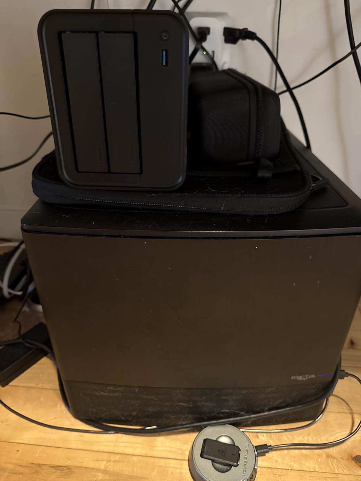 TERRAMASTER F4-425 4-Bay NAS Intel x86 Quad-Core CPU 4GB RAM (Diskless) | 2.5GbE LAN, Network Attached Storage Multimedia Server for Home Users (Diskless) customer photo 2