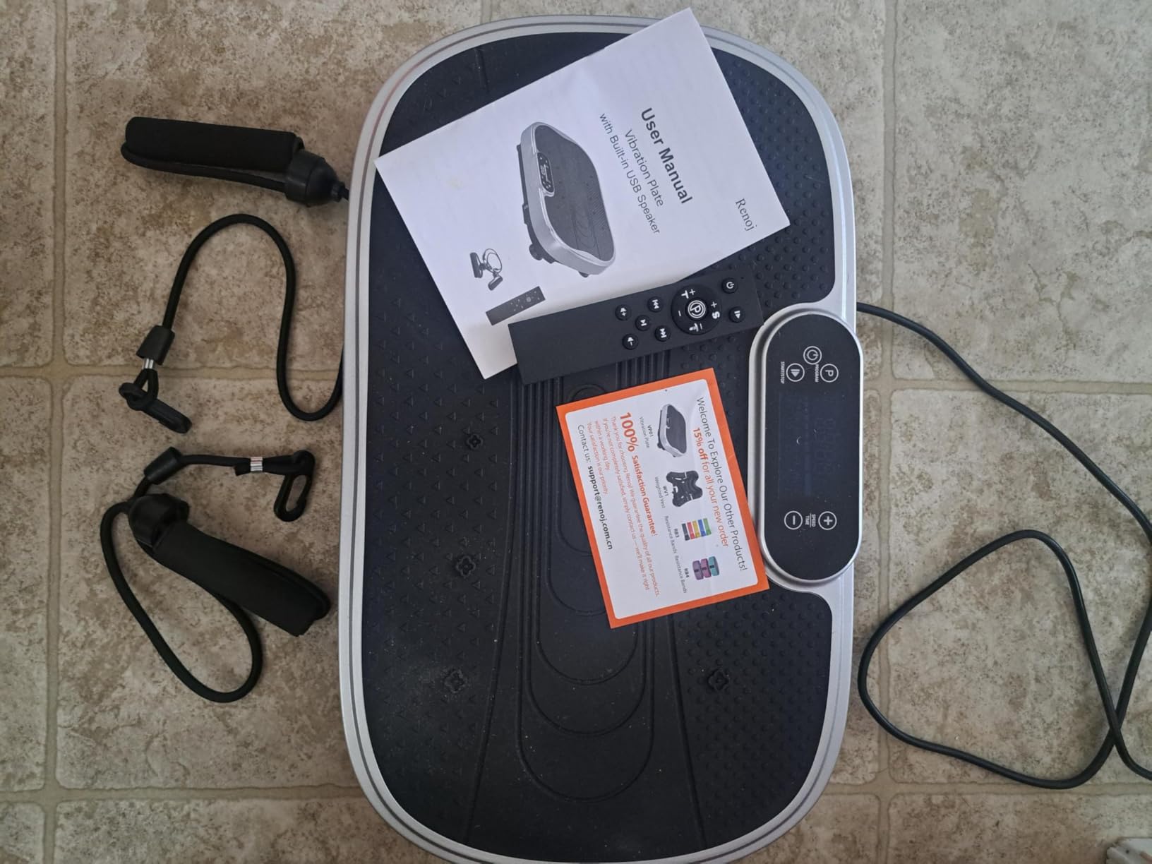 Renoj Vibration Plate Exercise Machine, 3D Whole Body Vibration Platform for Lymphatic Drainage and Muscle Recovery, 455-lb Capacity with Bluetooth Speaker and LED Display customer photo 2