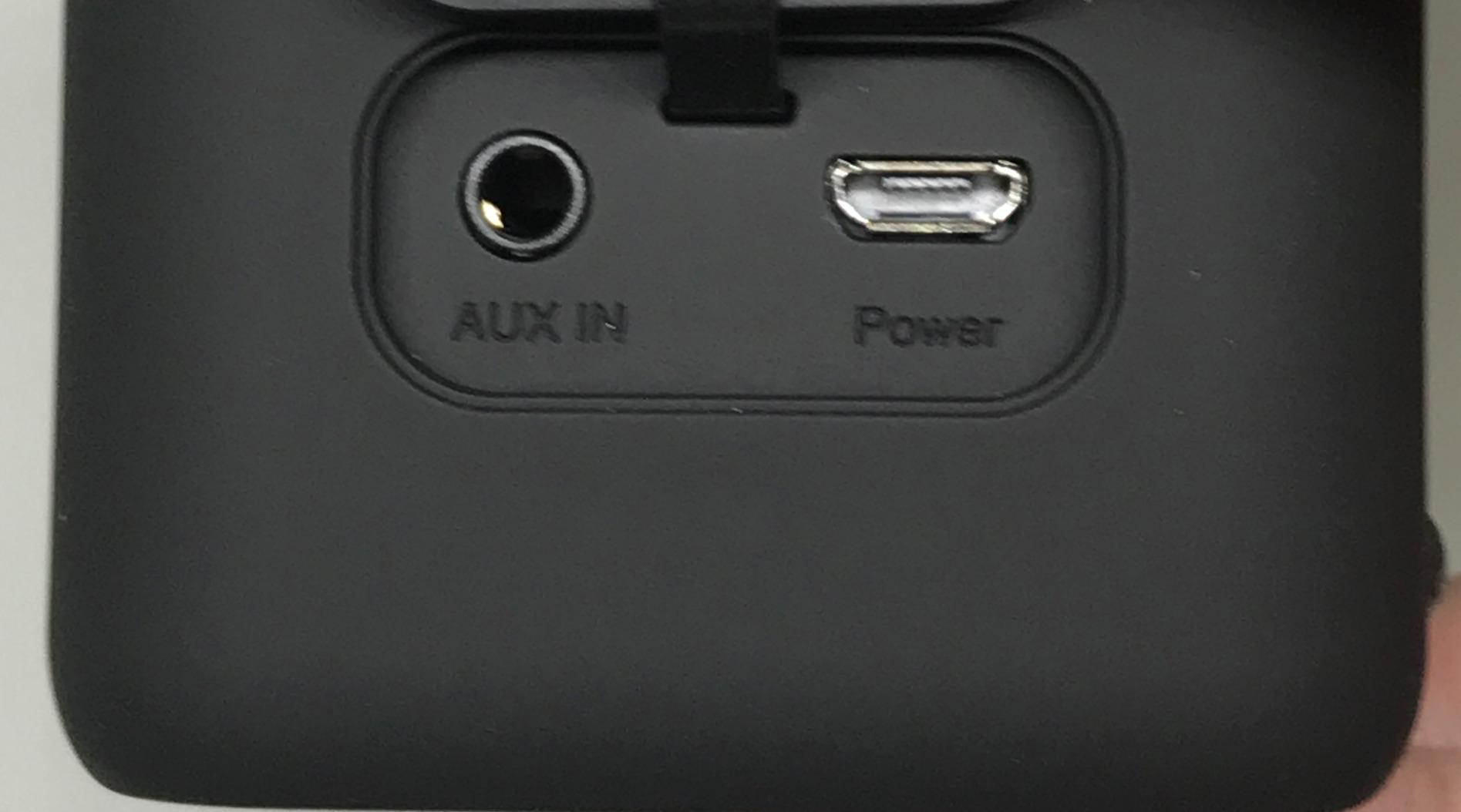 Anker soundcore 2 Portable Bluetooth Speaker, 24-Hour Playtime, IPX7 customer photo 2