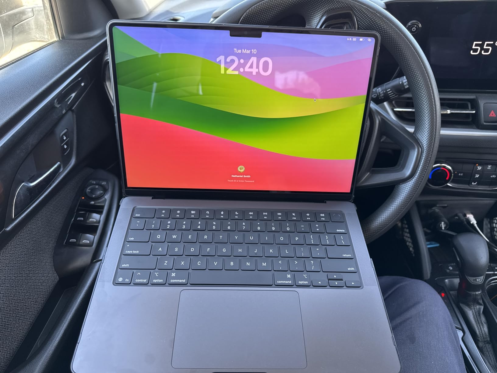 Apple 2025 MacBook Pro Laptop with Apple M5 chip with 10‑core CPU and 10‑core GPU: Built for AI, 14.2-inch Liquid Retina XDR Display, 24GB Unified Memory, 1TB SSD Storage; Space Black customer photo 2
