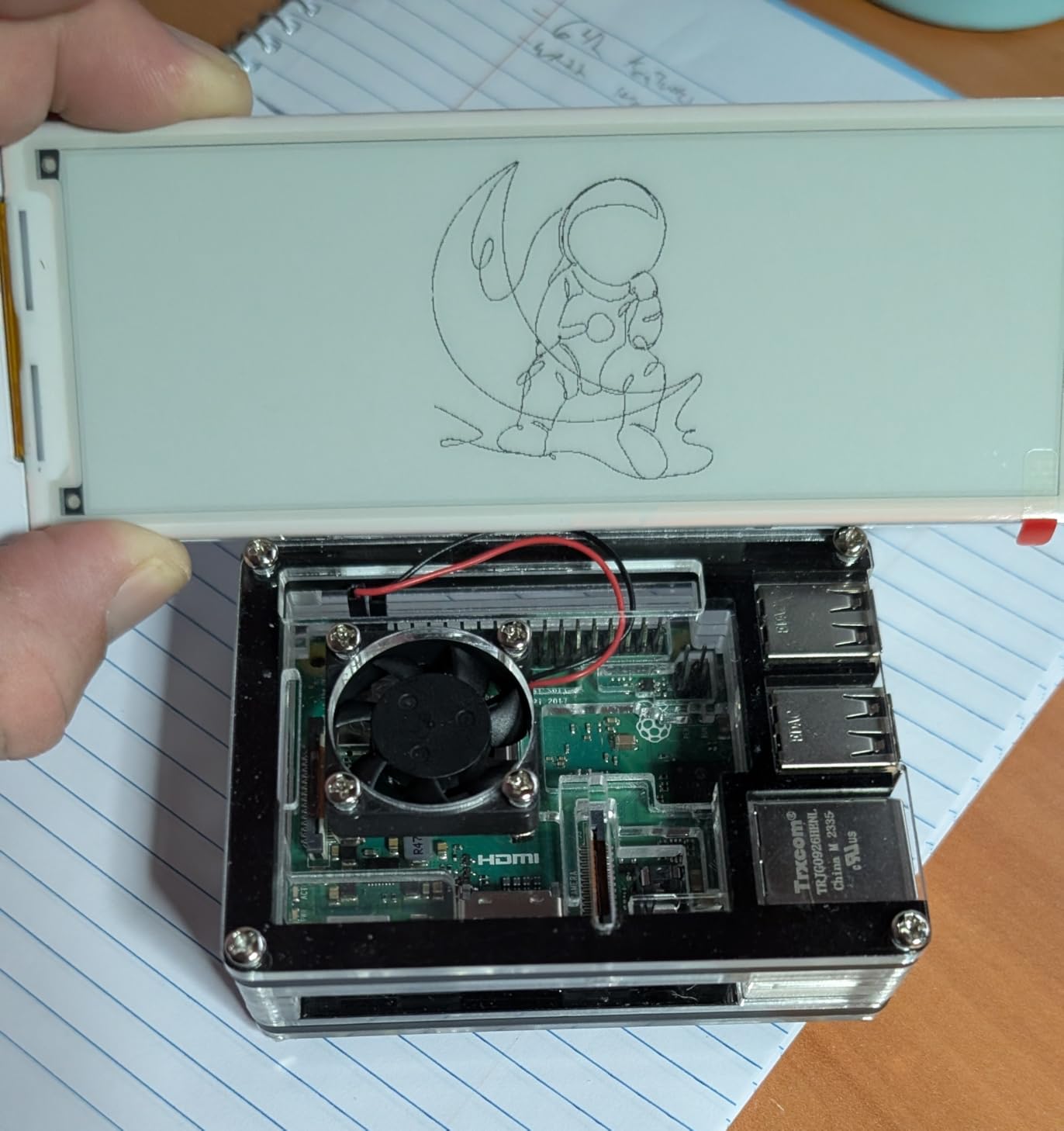 ELECROW ESP32 E-Ink Display 2.13 Inch E-Paper HMI Display Black/White Color | E Ink Screen with 122x250 Resolution Compatible with Arduino IDE, Driven by SPI Interface customer photo 1