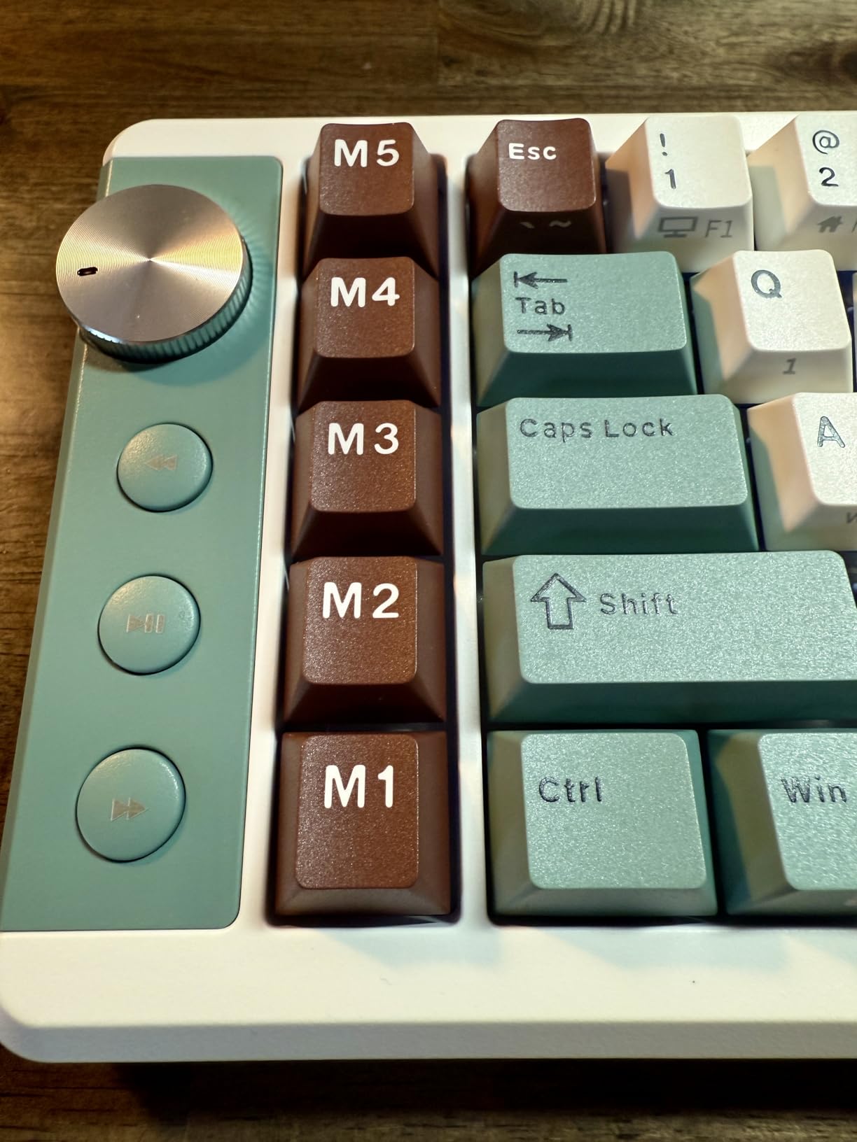 RK ROYAL KLUDGE A72 Alice Ergonomic Wireless Mechanical Keyboard, Split Ergo | Gasket RGB Gaming Keyboard w/Knob/Macro Keys/Touchable Nameplate, BT/2.4GHz/USB-C, 5-Layer Noise Dampening, Win/Mac Software customer photo 2