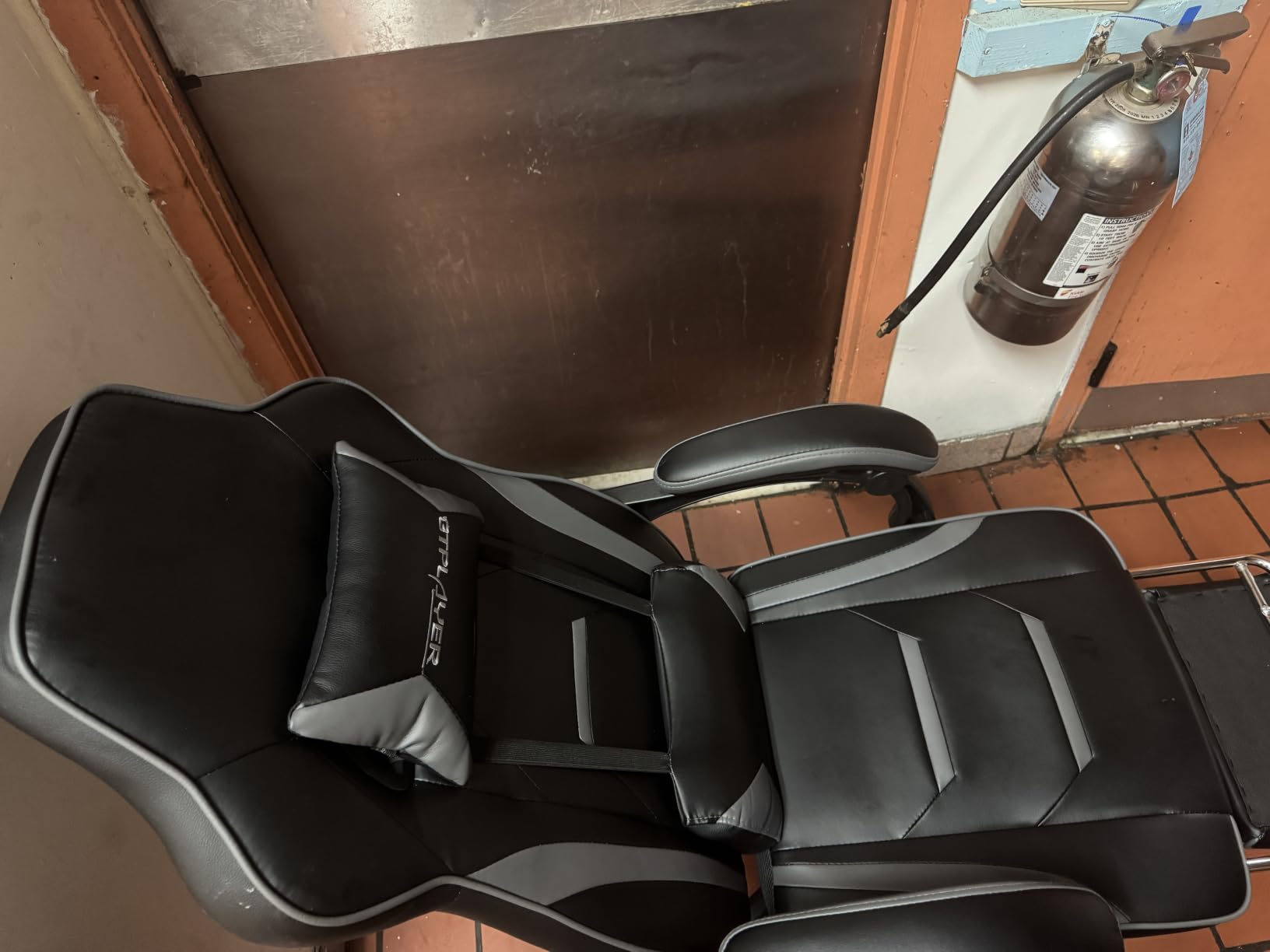 GTPLAYER Gaming Chair for Adults, Big and Tall 350LBS Heavy Duty Office Chair, Ergonomic High Back Lumbar Support and Recliner for Back Pain Relief, Sky Gray customer photo 1