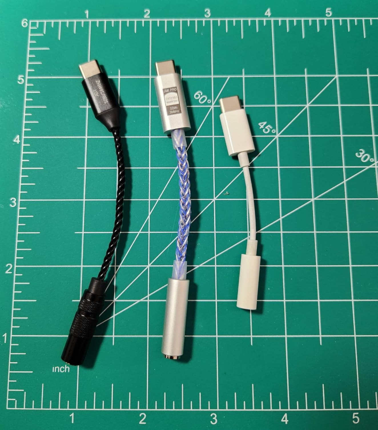 Linsoul Kiwi Ears AD1 Type-C to 3.5mm Female Headphone DAC Adapter Cable, USB C to Aux IEM Dongle with KT02H20 Chip, High Res 32bit/384kHz, CTIA-Standard for iOS/Android/Windows Smartphones (Black) customer photo 1