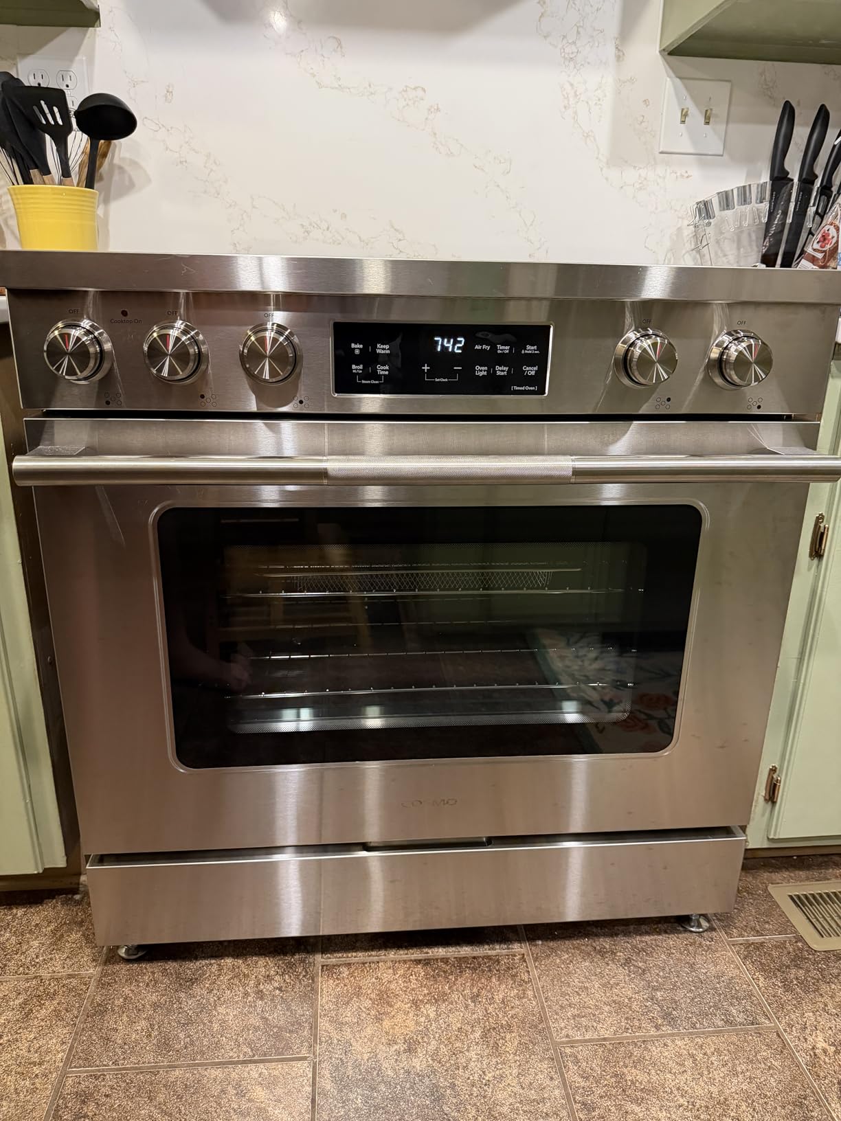 Cosmo COS-RES365SS 36 in. 6.1 cu. ft. 5 Burner Electric Range, Air Fry, Stainless | Ceramic Glass Cooktop, Convection Oven, Dual Element Burner, Steam Clean Function, Storage Drawer customer photo 1