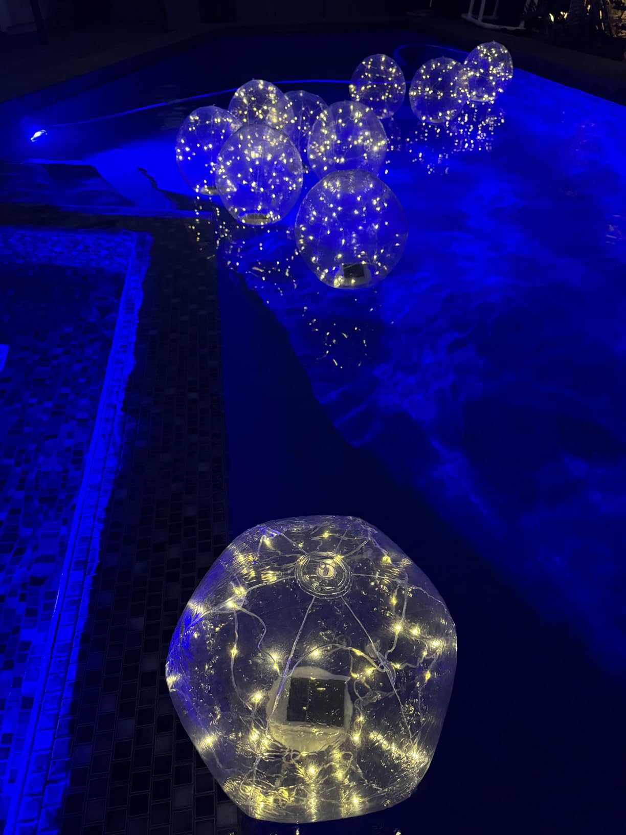 Floating Pool Lights, 15 Inch RGB Colorful Solar Pool Light That Float, IP68 Waterproof Inflatable Light Up Pool Balls, Float or Hang Solar Floating Lights for Pool, Wedding, Party Decor - 2PC customer photo 2