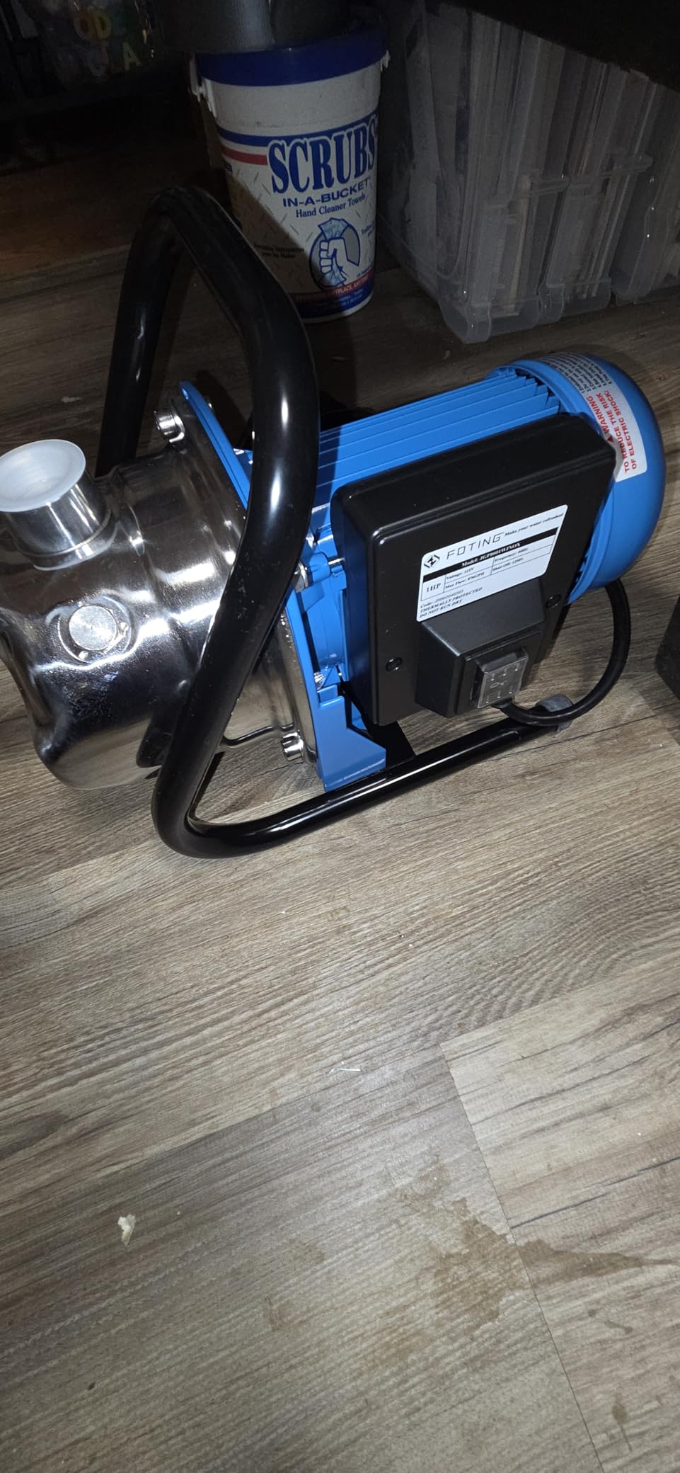 FOTING 1.5HP Shallow Well Pump with Pressure Tank, 1340GPH Automatic Irrigation Water Booster Jet Pump, Water Pumps Booster System 164FT 115V for Home Garden Lawn Farm, Blue customer photo 1
