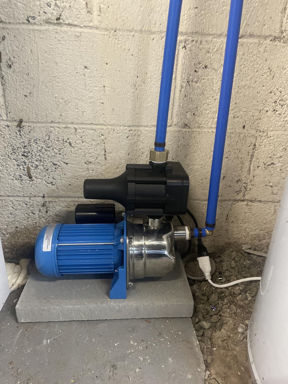 FOTING 1.5HP Shallow Well Pump with Pressure Tank, 1340GPH Automatic Irrigation Water Booster Jet Pump, Water Pumps Booster System 164FT 115V for Home Garden Lawn Farm, Blue customer photo 2