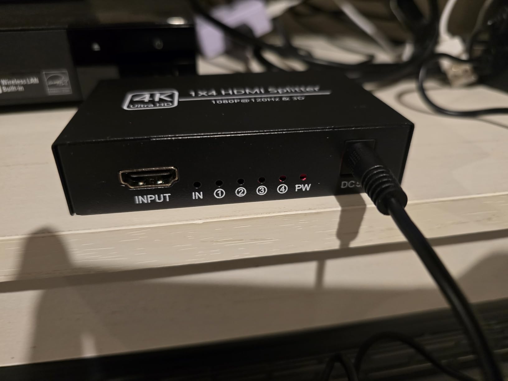 4K HDMI Splitter 1 in 4 Out, Supports 1080P@120Hz, Up to 100ft Long Distance Transmission | Powered 1x4 HDMI Splitter with 5V DC UL Power Adapter, Mirror Display Only, Compatible with TV, PS5, Xbox, Projector customer photo 2