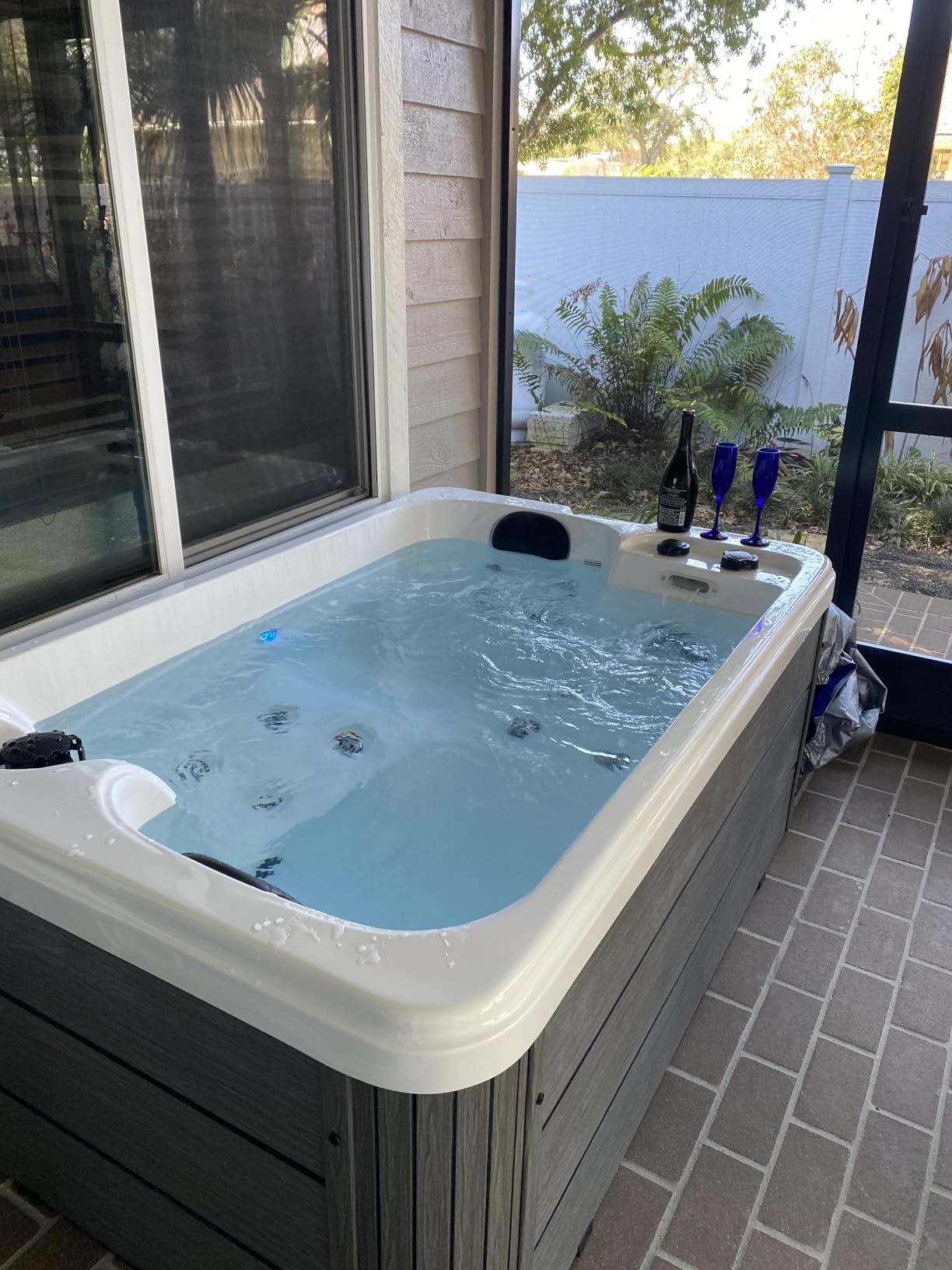 Jocisland 2 Person Outdoor Hot Tub with 15 Stainless Steel Jets, Acrylic | 110V Plug & Play Hot Tub with LED Lights & Waterfall, Double Lounger Seat Spa with Cover, 2 Filters & 2HP Pump, Charcoal Gray customer photo 1