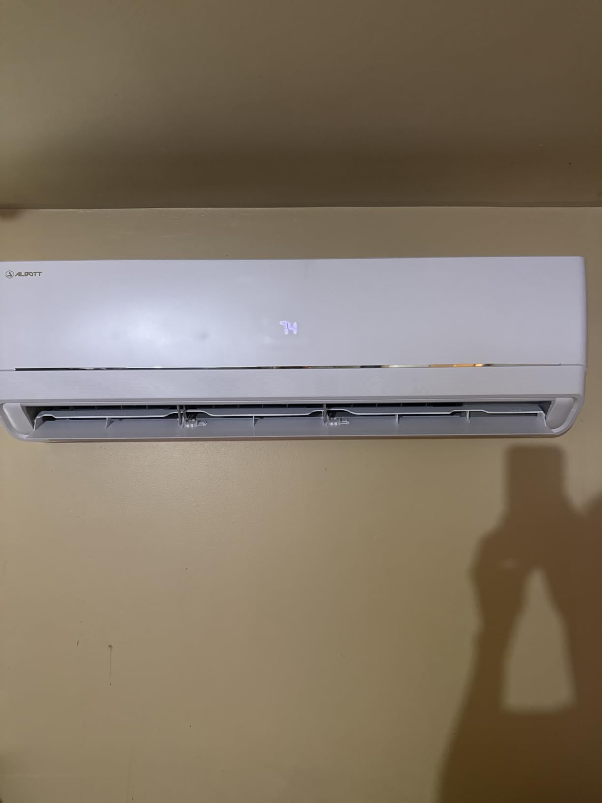 Albott 12,000 BTU Mini Split Air Conditioner and Heater SEER2 18, 115V | Inverter Energy-Efficient AC with Self-Cleaning, Remote and APP Control, HVAC Tech Needed, Cools up to 750 Sq.Ft. customer photo 1