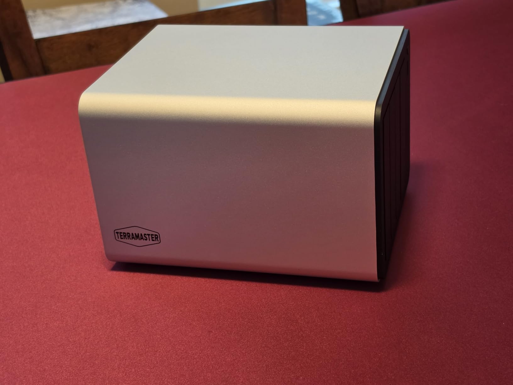 TERRAMASTER F4-425 Pro NAS 4-Bay, Intel N350 8-Core, 16GB DDR5 (Diskless) | 5GbE LAN x 2, M.2 Slot x 3, AI-Native OS TOS 7, OpenClaw Supported, Network Attached Storage for Multimedia and VM (Diskless) customer photo 2