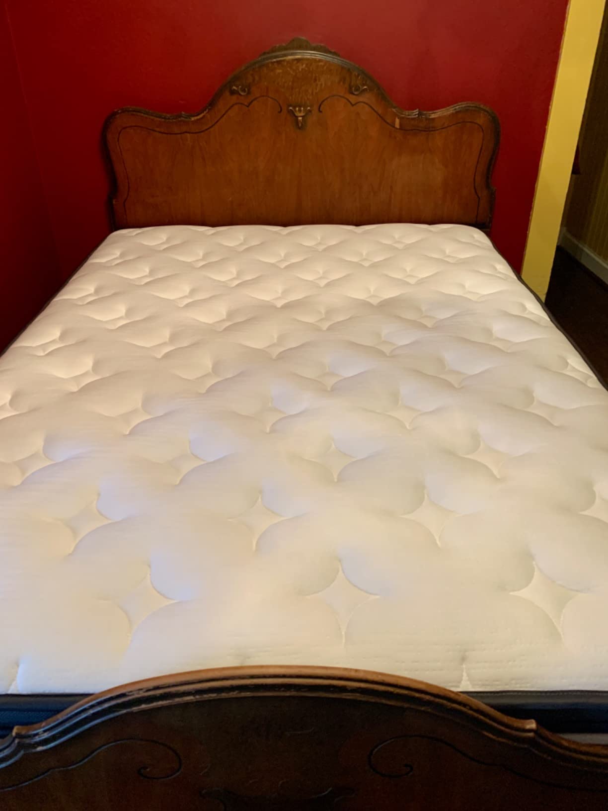 Medium Firm Queen Size Mattress, 14 inch Hybrid Mattress in a Box with Zoned Lumbar Support for Side Sleepers, Pressure Relief, Fiberglass Free, 365 Nights Trial, 10 Years Warranty customer photo 2
