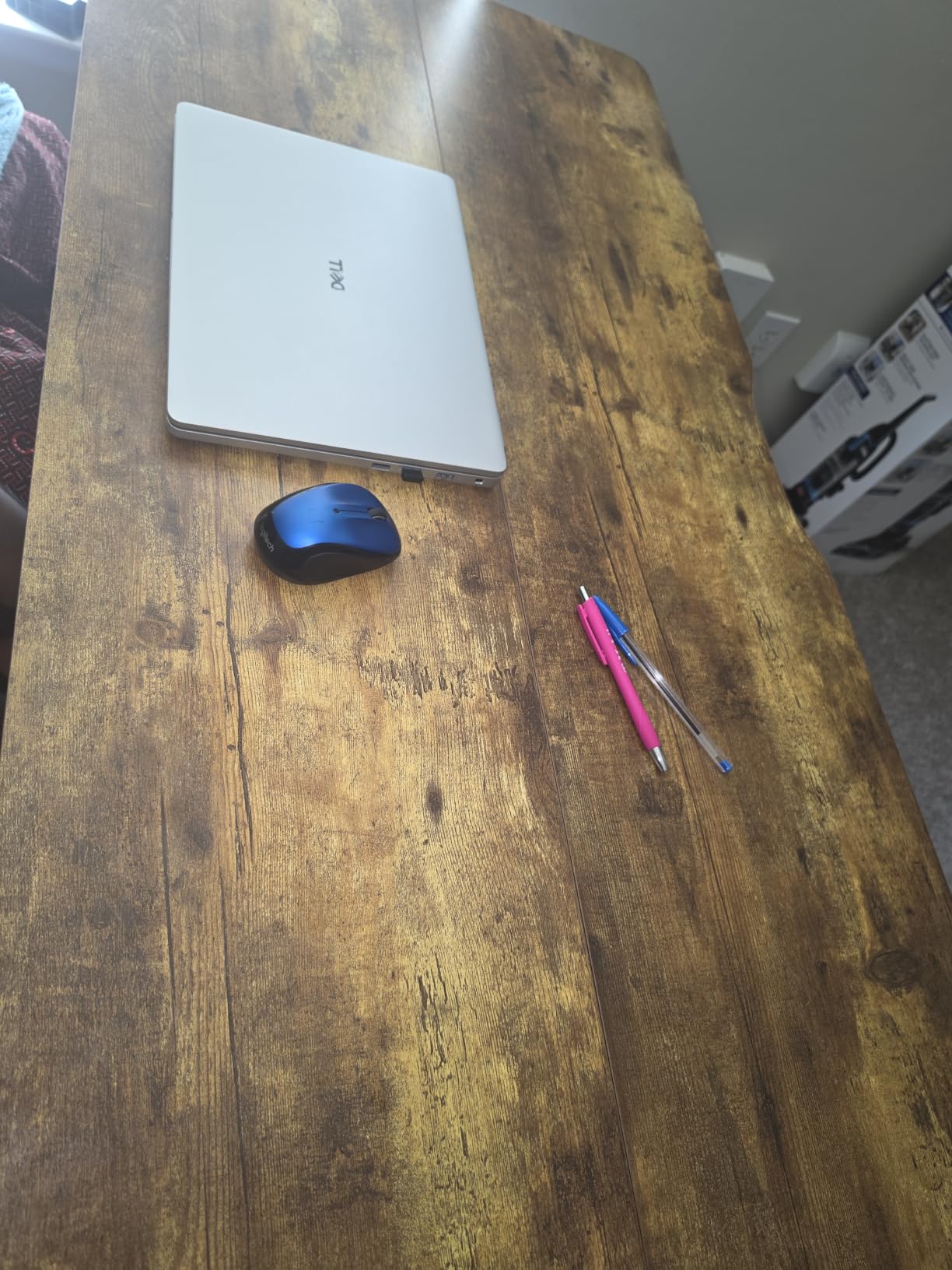 FEZIBO Standing Desk 32 × 19 Inch Electric Height Adjustable, Maple customer photo 1