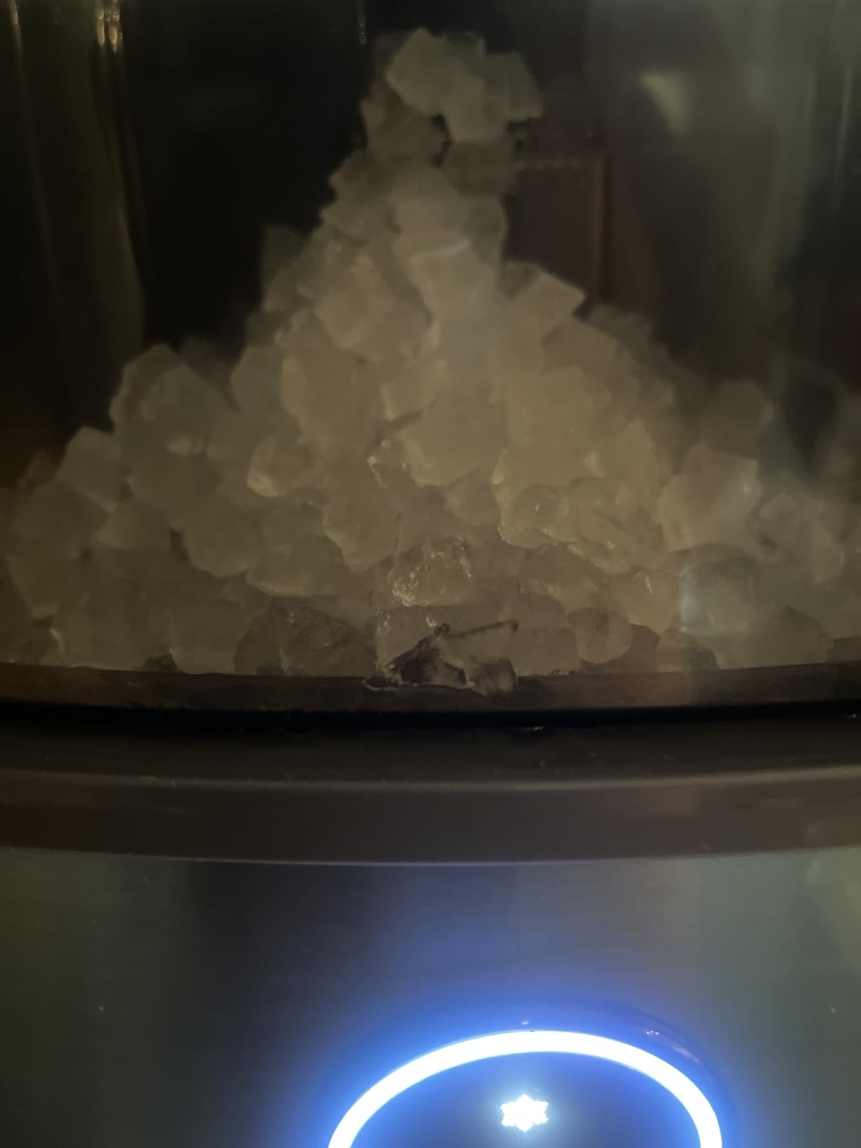 Silonn Ice Maker Countertop, 8 Cubes in 6 Mins, 26.5lbs/24H, Self-Cleaning customer photo 1
