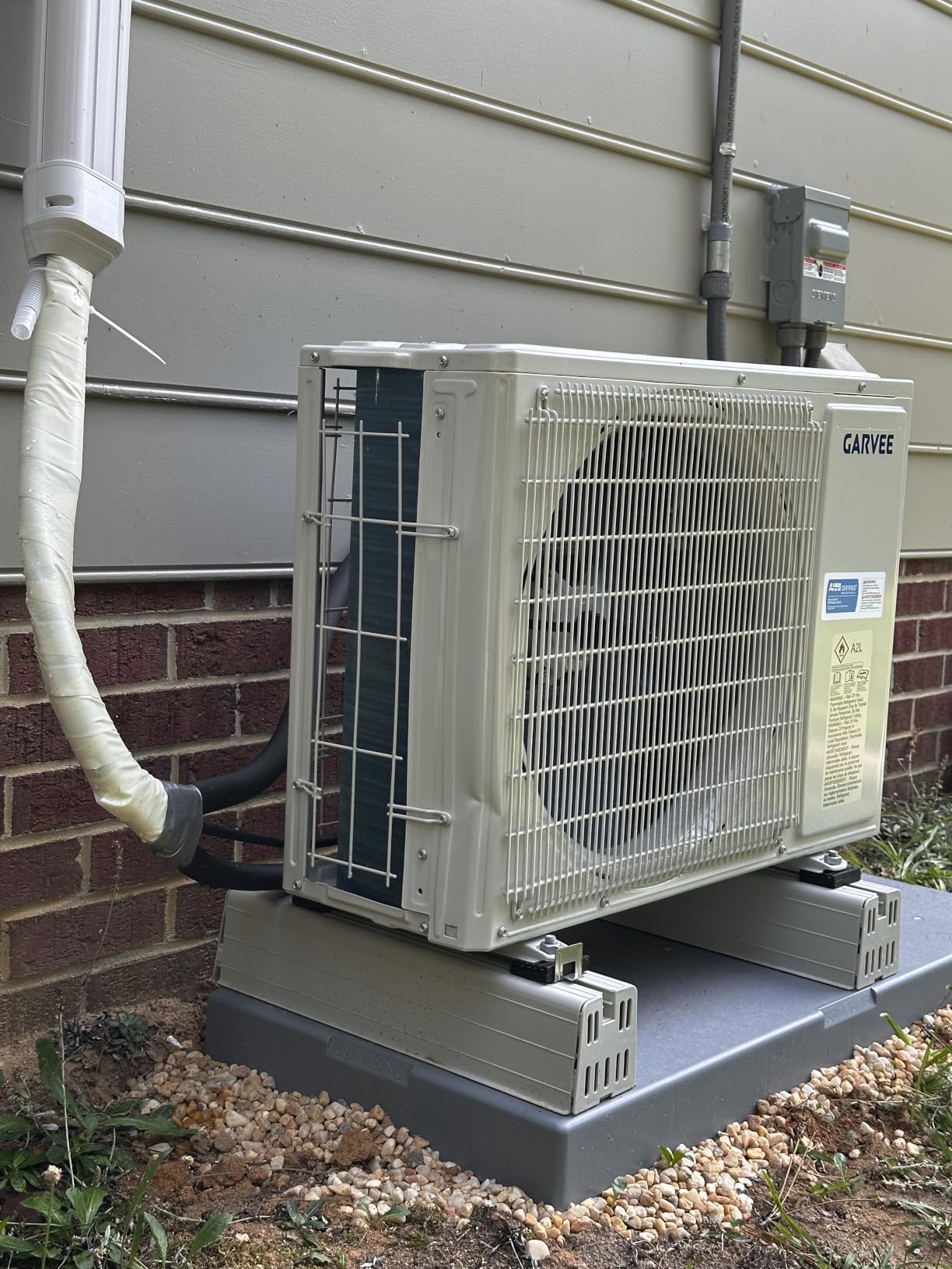 Garvee 12000 BTU Mini Split Air Conditioner, 22 SEER2 Ductless Inverter AC w/ 230V, Cool Up to 750 Sq. Ft with Heat Pump System, Compatible with Alexa, White customer photo 1