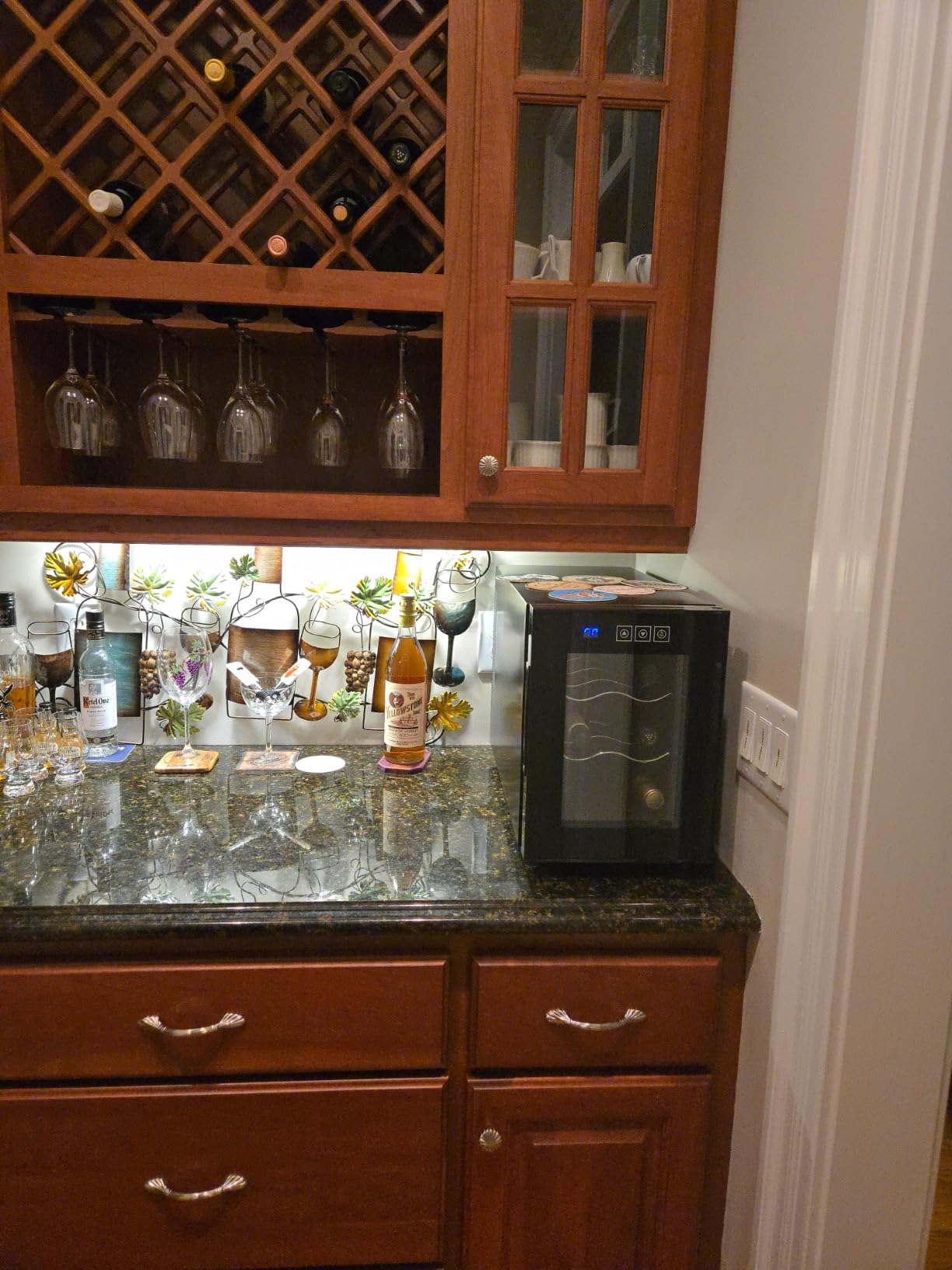 Beverage Refrigerator, 24