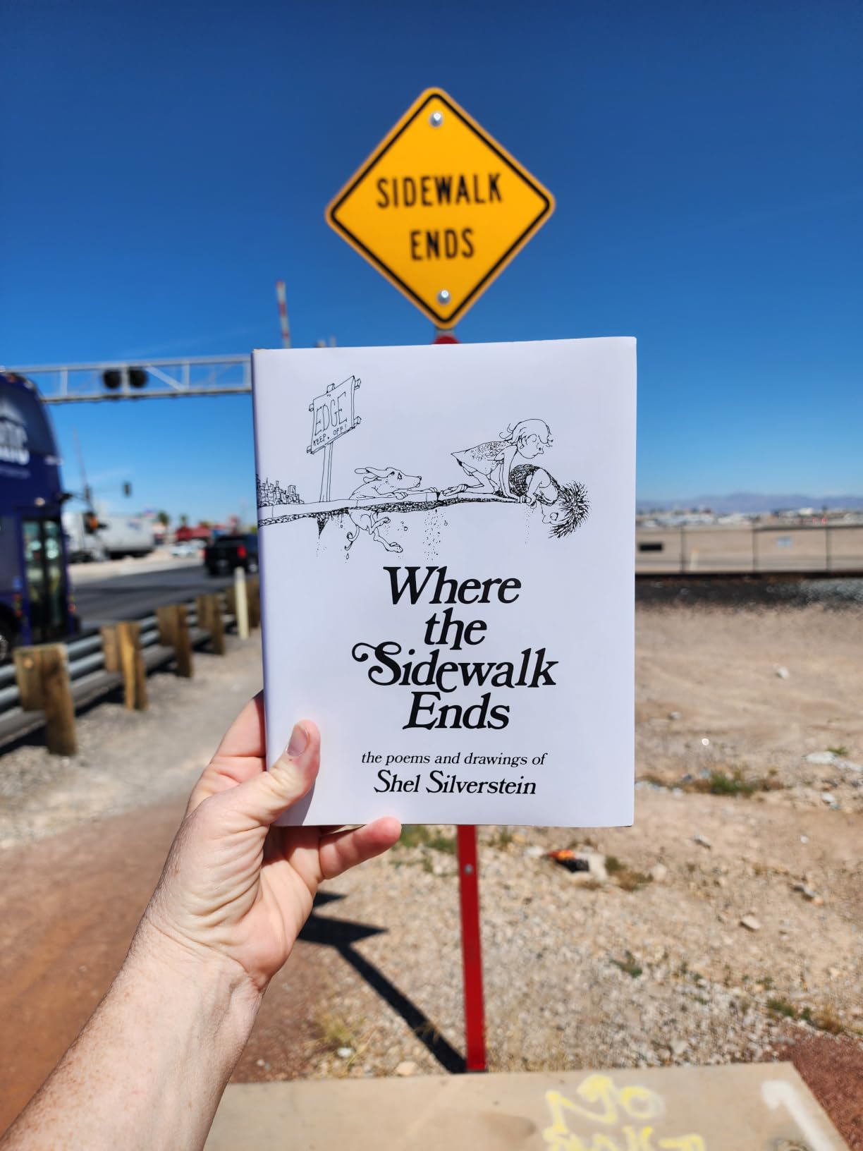 Where the Sidewalk Ends: Poems and Drawings customer photo 2