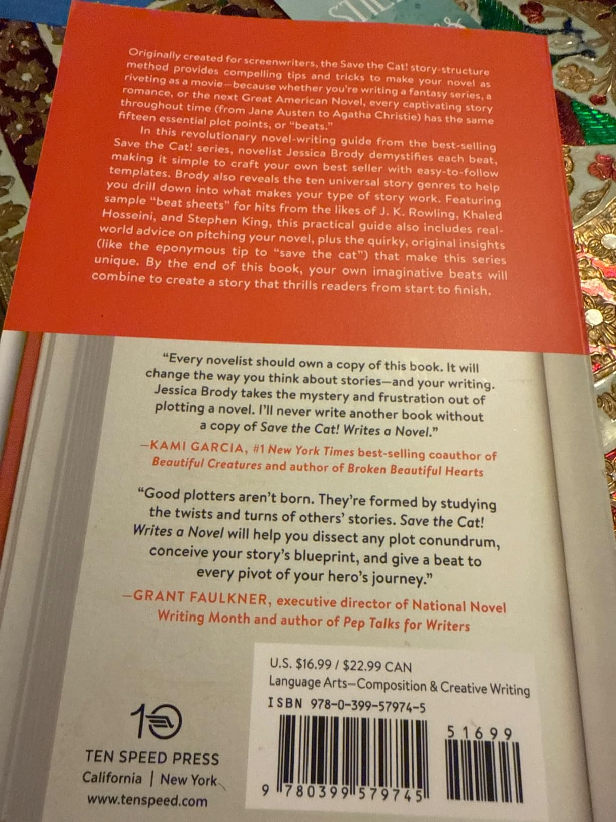 Save the Cat! Writes a Novel: The Last Book On Novel Writing You'll Ever Need customer photo 1