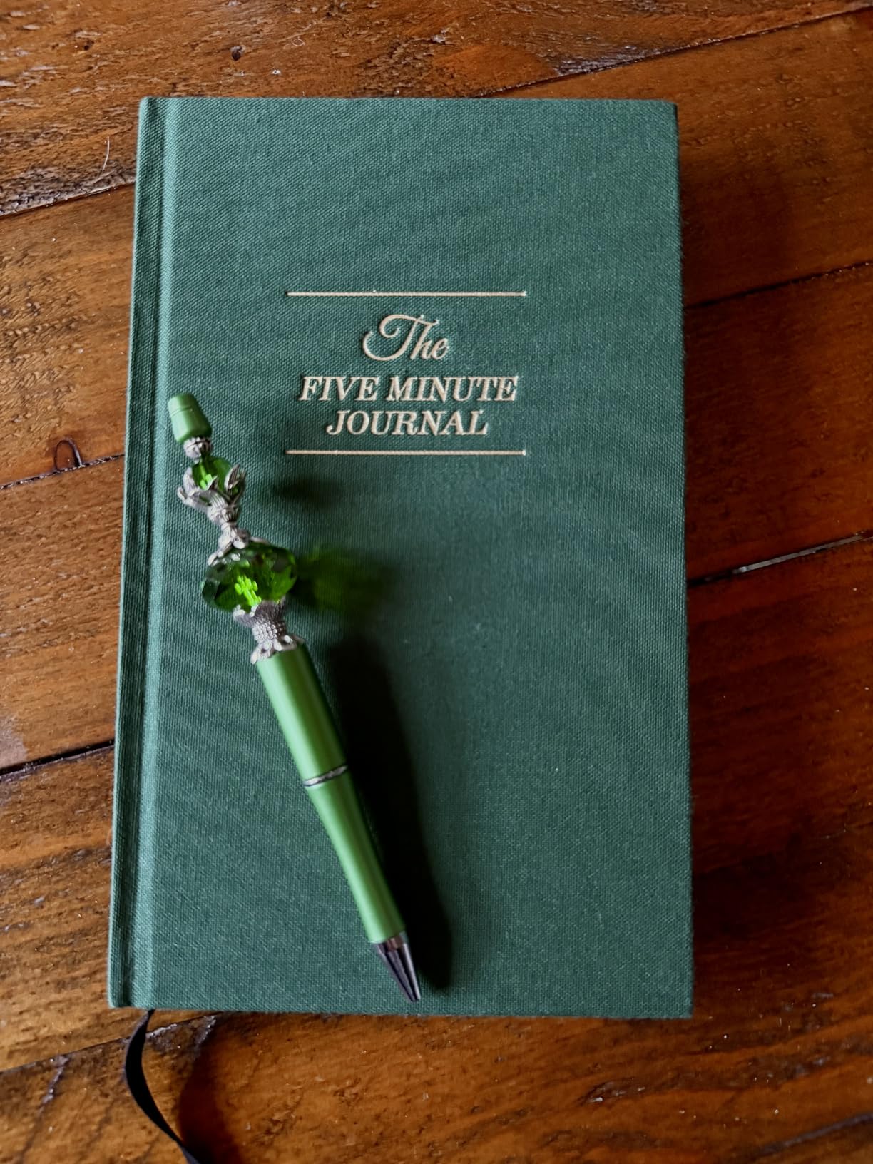 Intelligent Change The Five Minute Journal - Original Daily Gratitude Journal for Women & Men - Mindfulness, Happiness & Daily Reflection - Undated Planner - Affirmation Journal - Gifts for Women customer photo 1