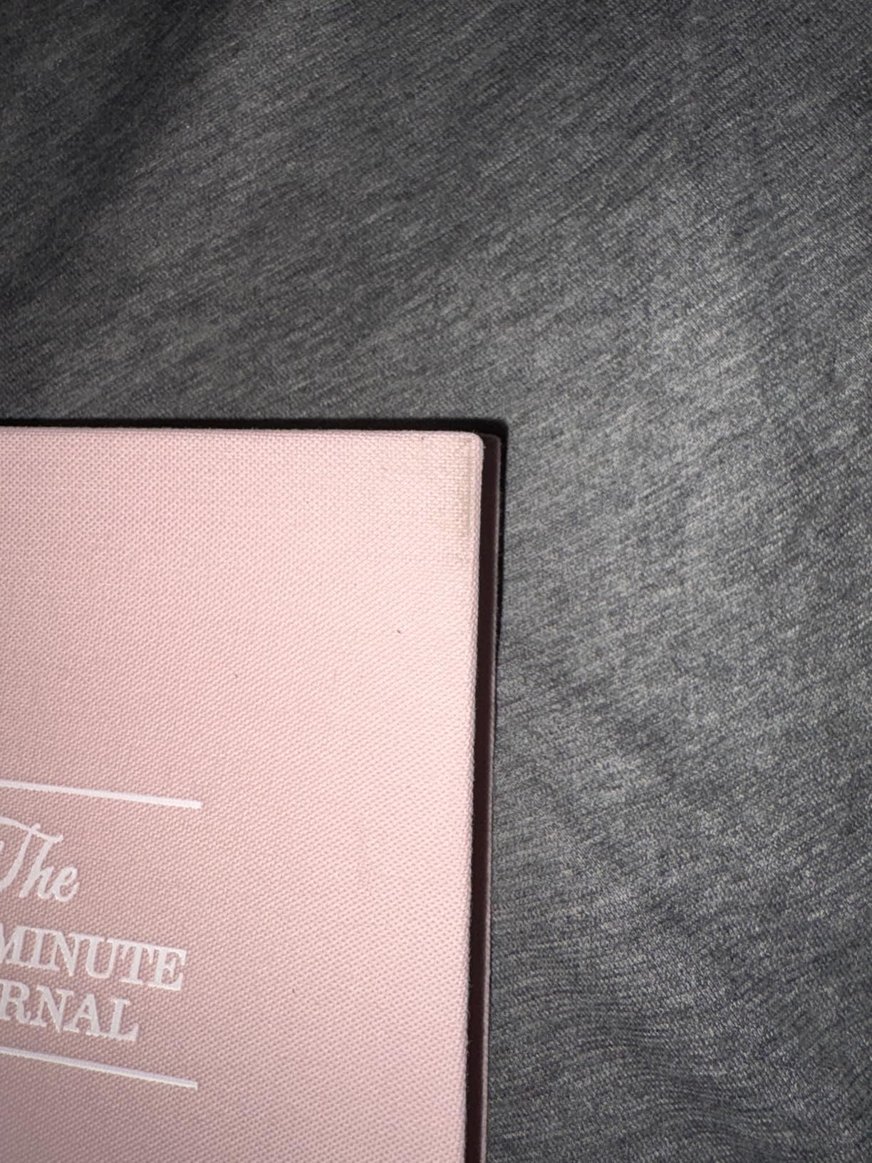 Intelligent Change The Five Minute Journal - Original Daily Gratitude Journal for Women & Men - Mindfulness, Happiness & Daily Reflection - Undated Planner - Affirmation Journal - Gifts for Women customer photo 2