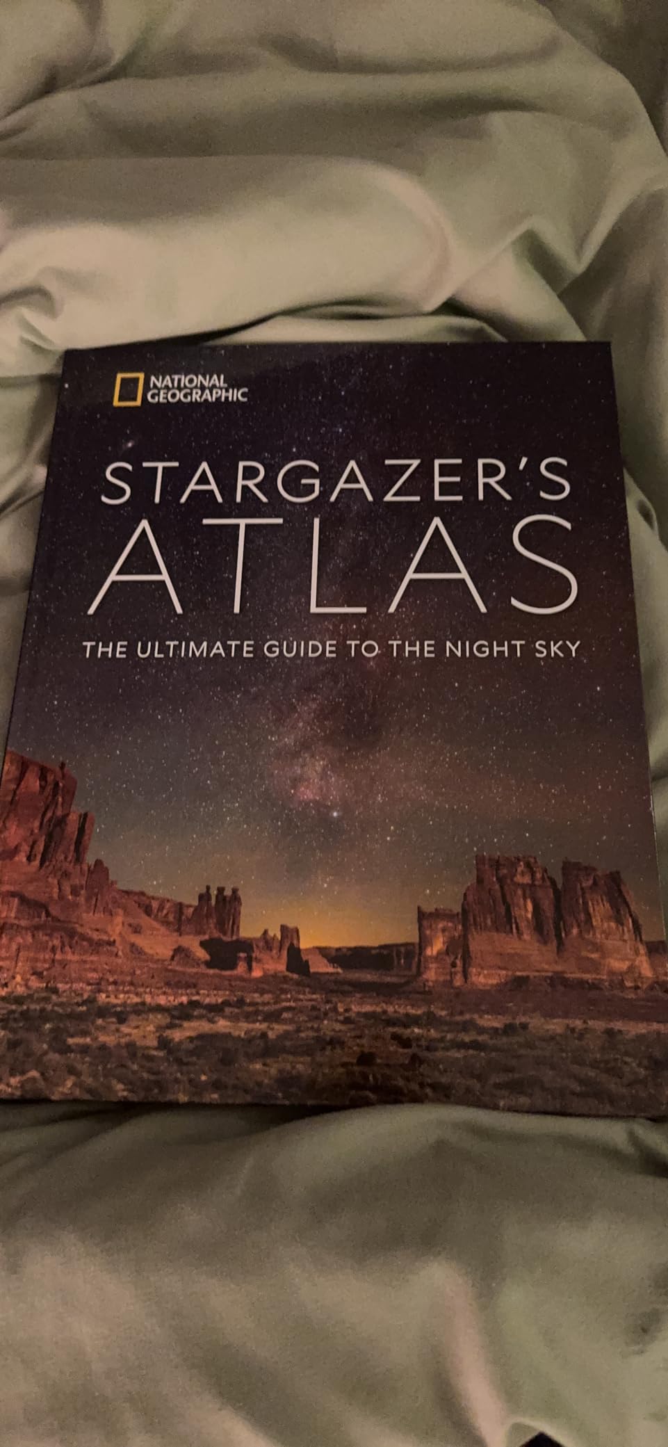 National Geographic Stargazer's Atlas: The Ultimate Guide to the Night Sky customer photo 1