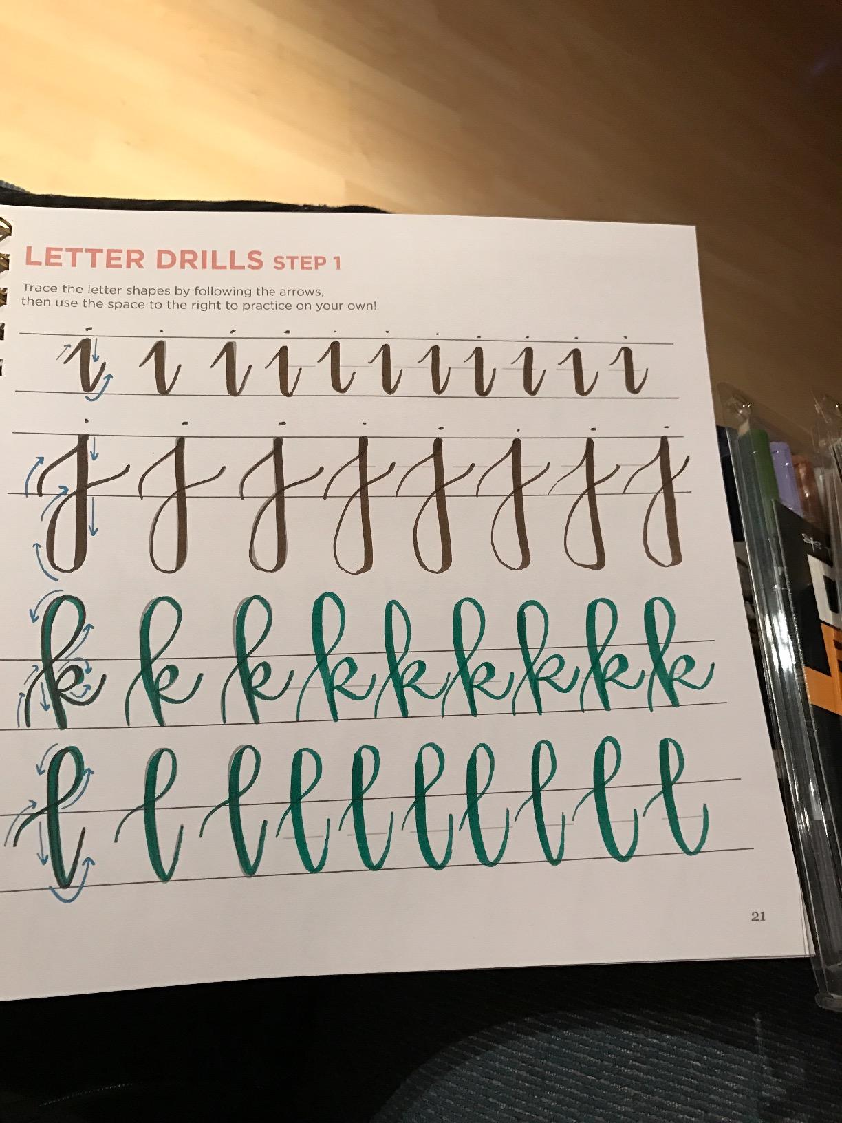 Hand Lettering 101: A Step-by-Step Calligraphy Workbook for Beginners (Gold Spiral-Bound Workbook with Gold Corner Protectors) customer photo 1
