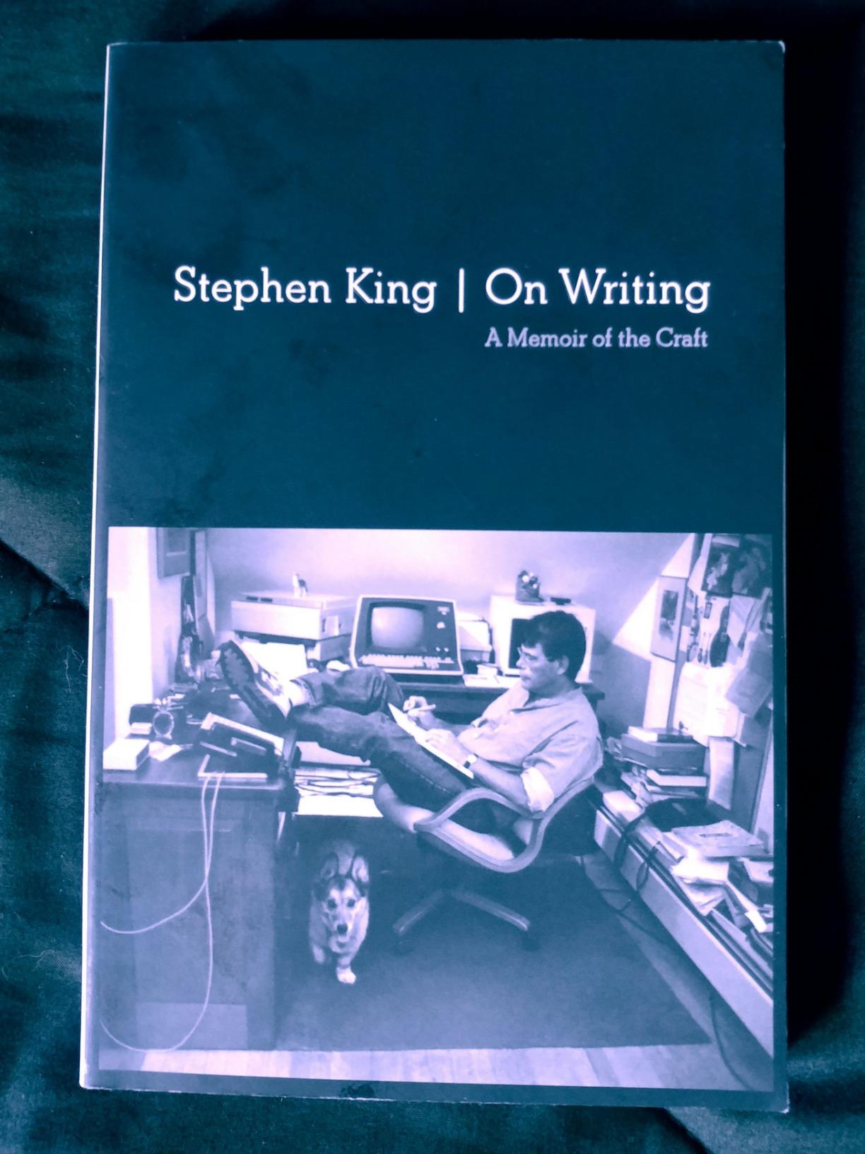 On Writing: A Memoir of the Craft (A Memoir of the Craft (Reissue)) customer photo 1
