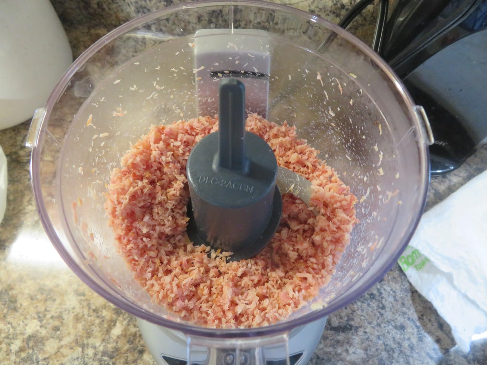 Cuisinart Mini-Prep Plus Food Processor, 3 Cup Mini Food Processor to Chop Herbs, Vegetables, and Hard Cheese, 3 Cup Work Bowl, Reversible Stainless Steel Blade, DLC-2A, White customer photo 2