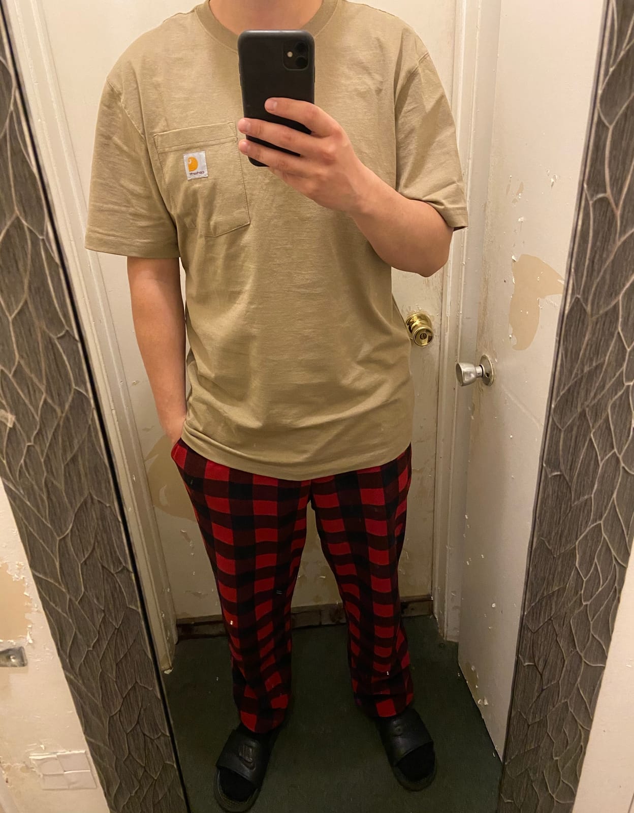 Carhartt Men's Iconic K87 Pocket T-Shirt customer photo 1