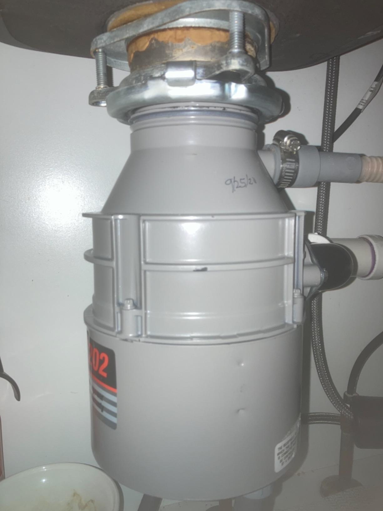Evergrind E202 1/2 HP Garbage Disposer customer photo 1