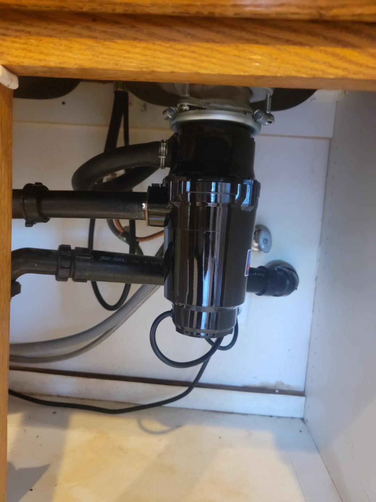 Waste Maid Garbage Disposal, Anti-Jam, Continuous Feed, 1/2 HP Economy | Anti-Jam Stainless Steel Food Waste Grinding System, Quiet Continuous Feed, Easy 3-Bolt Mount, 8-Yr Warranty 10-US-WM-058-3B customer photo 1
