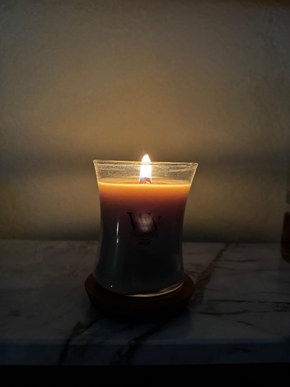WoodWick Fireside Holiday Candle Gifts for Women and Men, 9.7 oz Medium Hourglass Candle with Crackling Wick customer photo 2