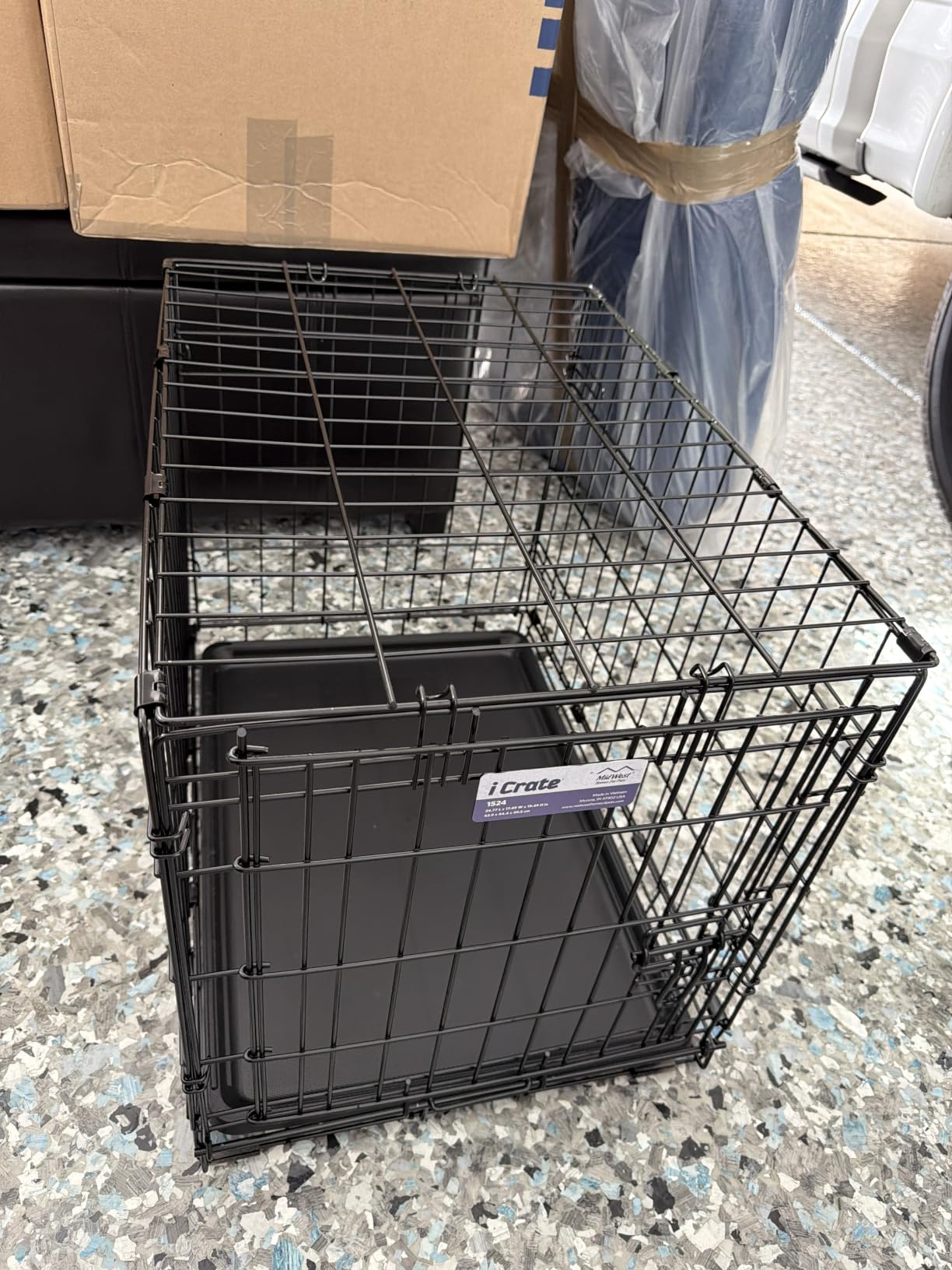 Midwest 24-Inch Single Door iCrate, for Small Breeds, 12-20 lbs customer photo 1