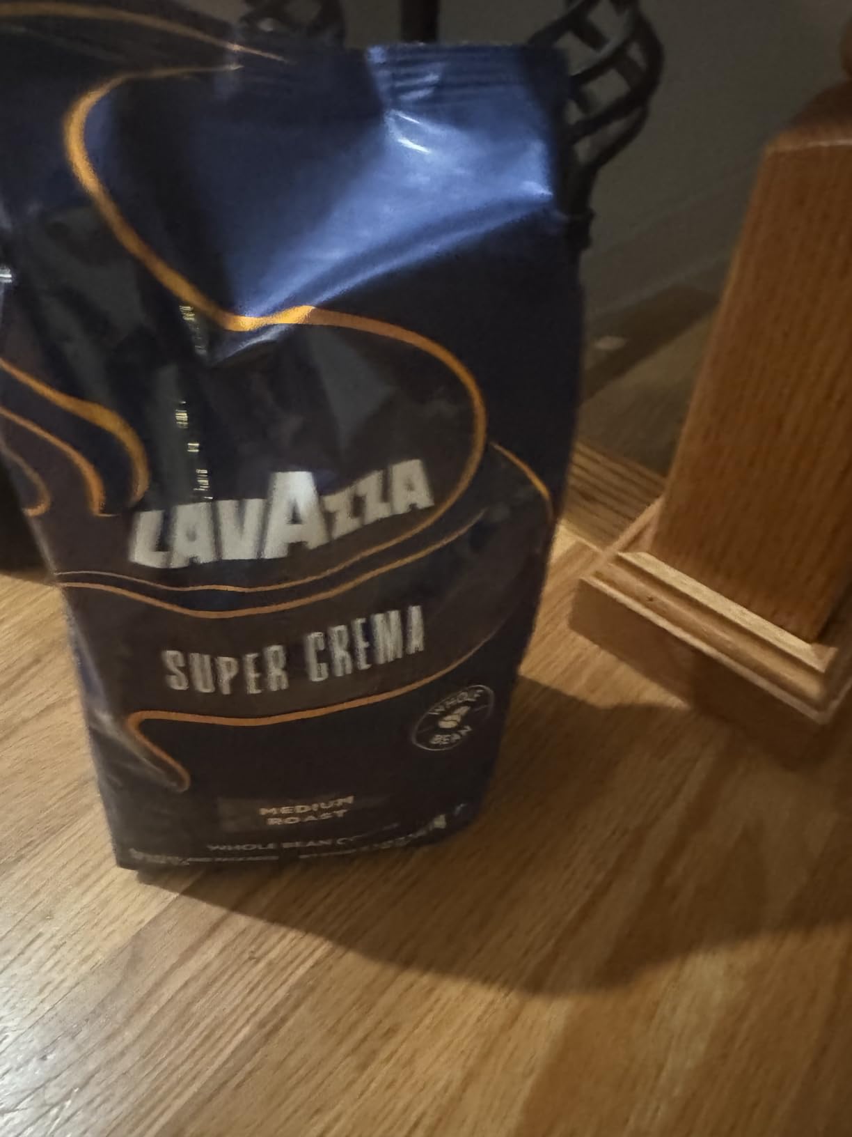 Lavazza Super Crema Whole Bean Coffee, Medium Espresso Roast, Arabica and Robusta Blend, 2.2 lb Bag, Package May Vary (Pack of 1) customer photo 1