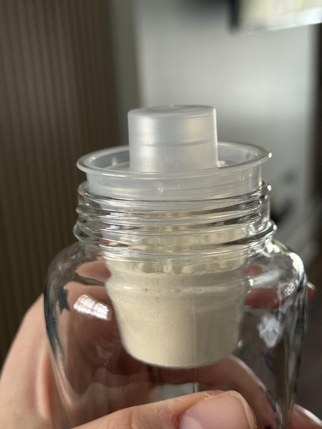 Tommee Tippee Milk Powder Dispensers, Pack of 6, Baby Formula Powder Containers, Ideal for Feeding while Travelling, Fits 8 Scoops per Pot customer photo 2