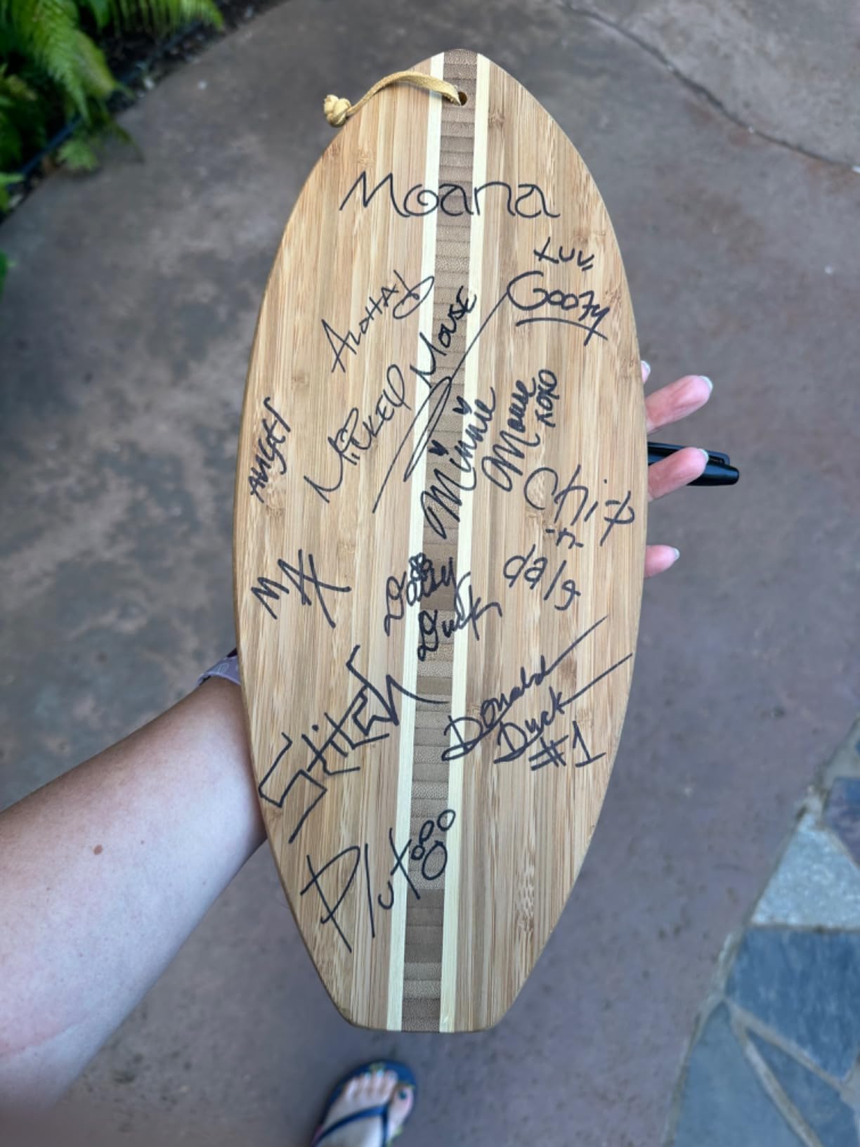Totally Bamboo Lil Surfer Small Surfboard Cutting Board, 14.5 x 6 in customer photo 1